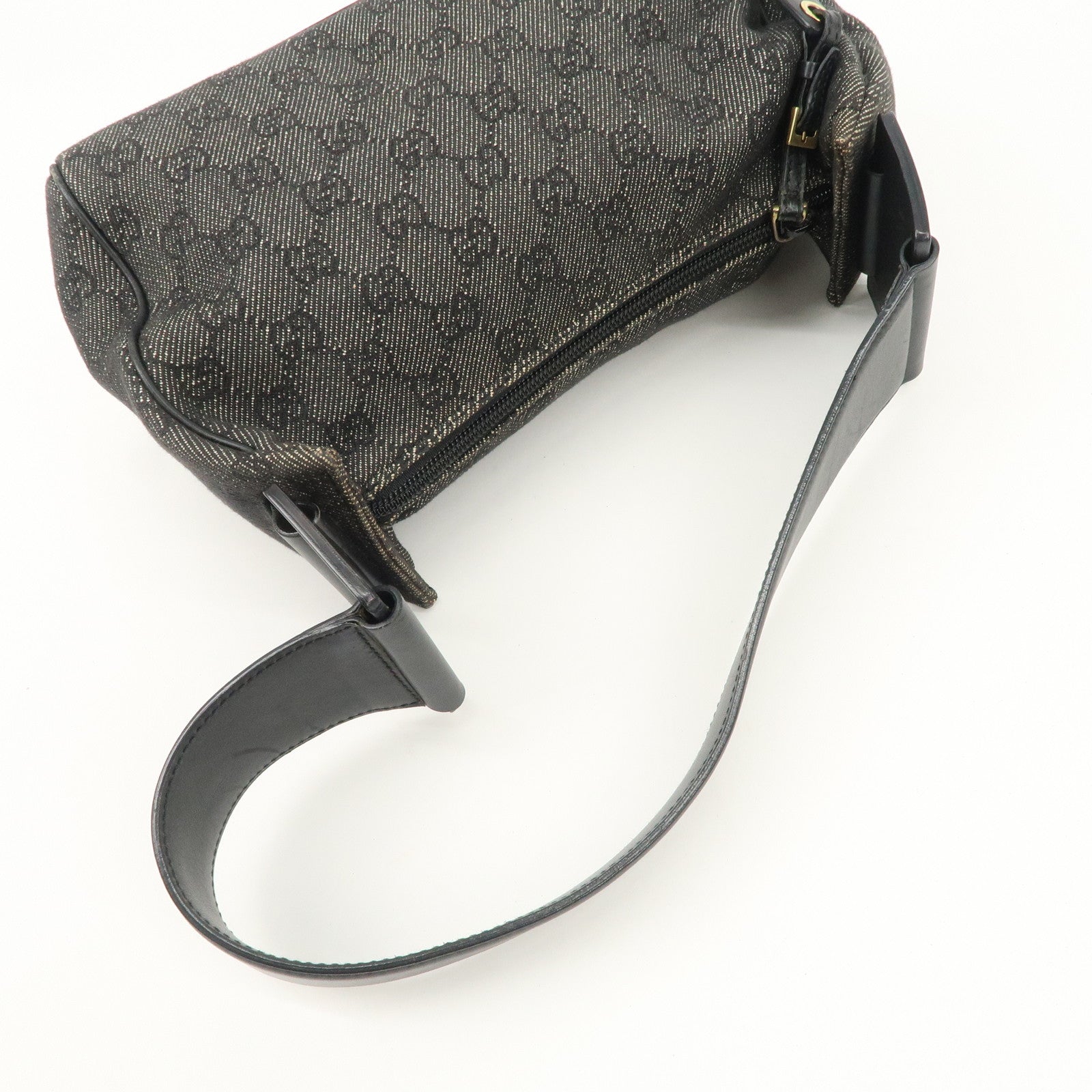 GUCCI GG Canvas Leather Shoulder Bag Hand Bag Black 92699 Used