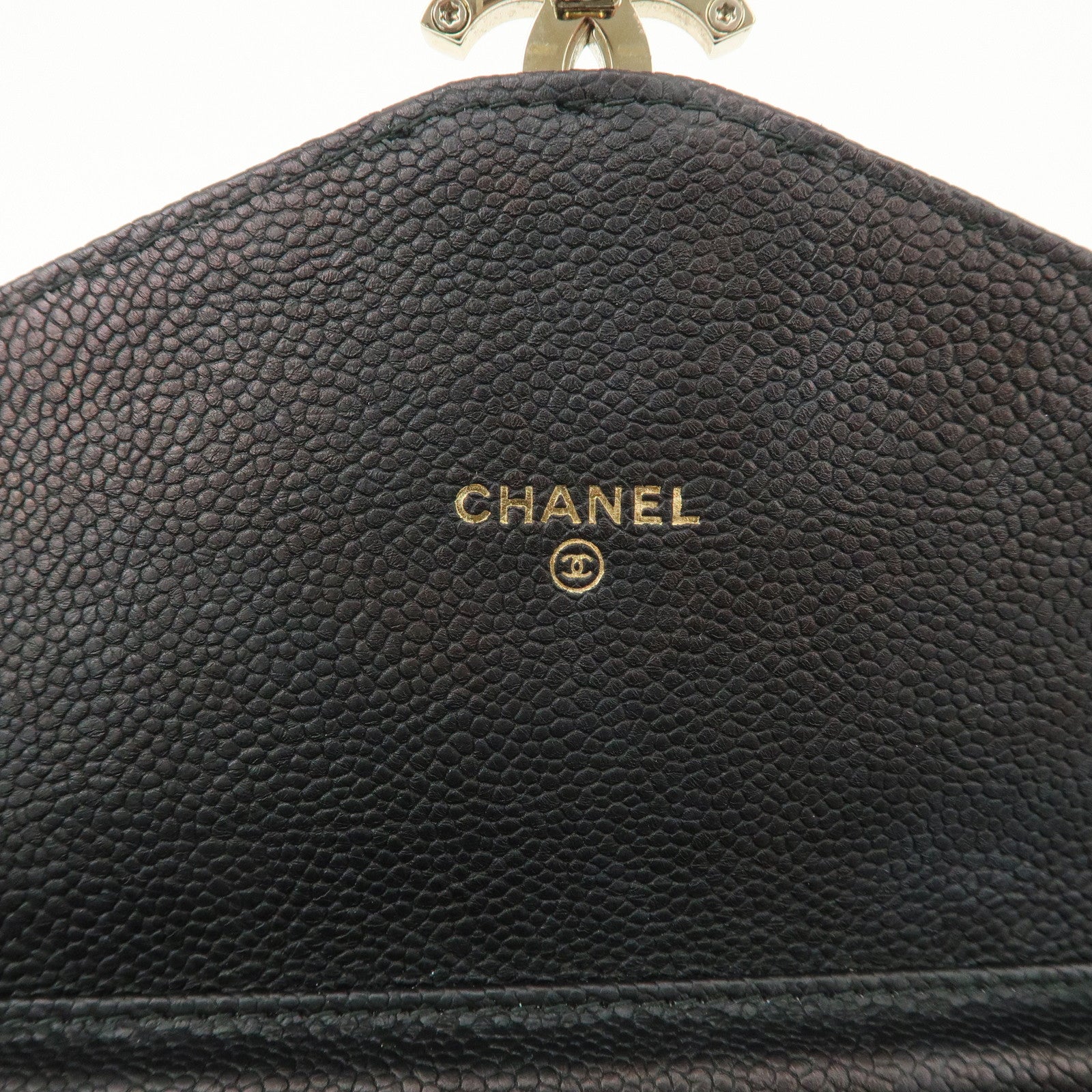 CHANEL Matelasse Caviarskin Chain Wallet COW Shoulder Bag Black Used