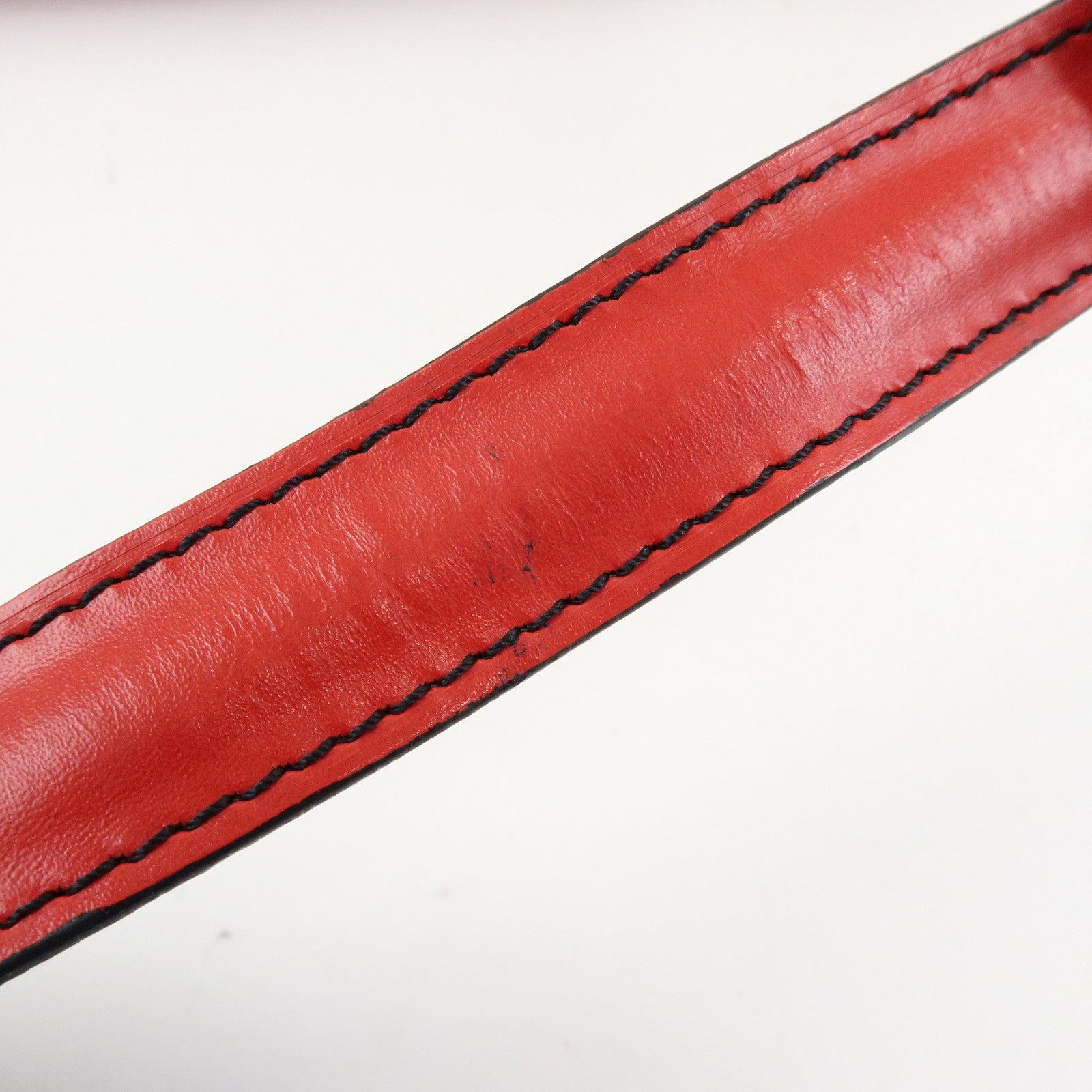 Louis Vuitton Cartouchiere Epi Leather Shoulder Bag Red M52247