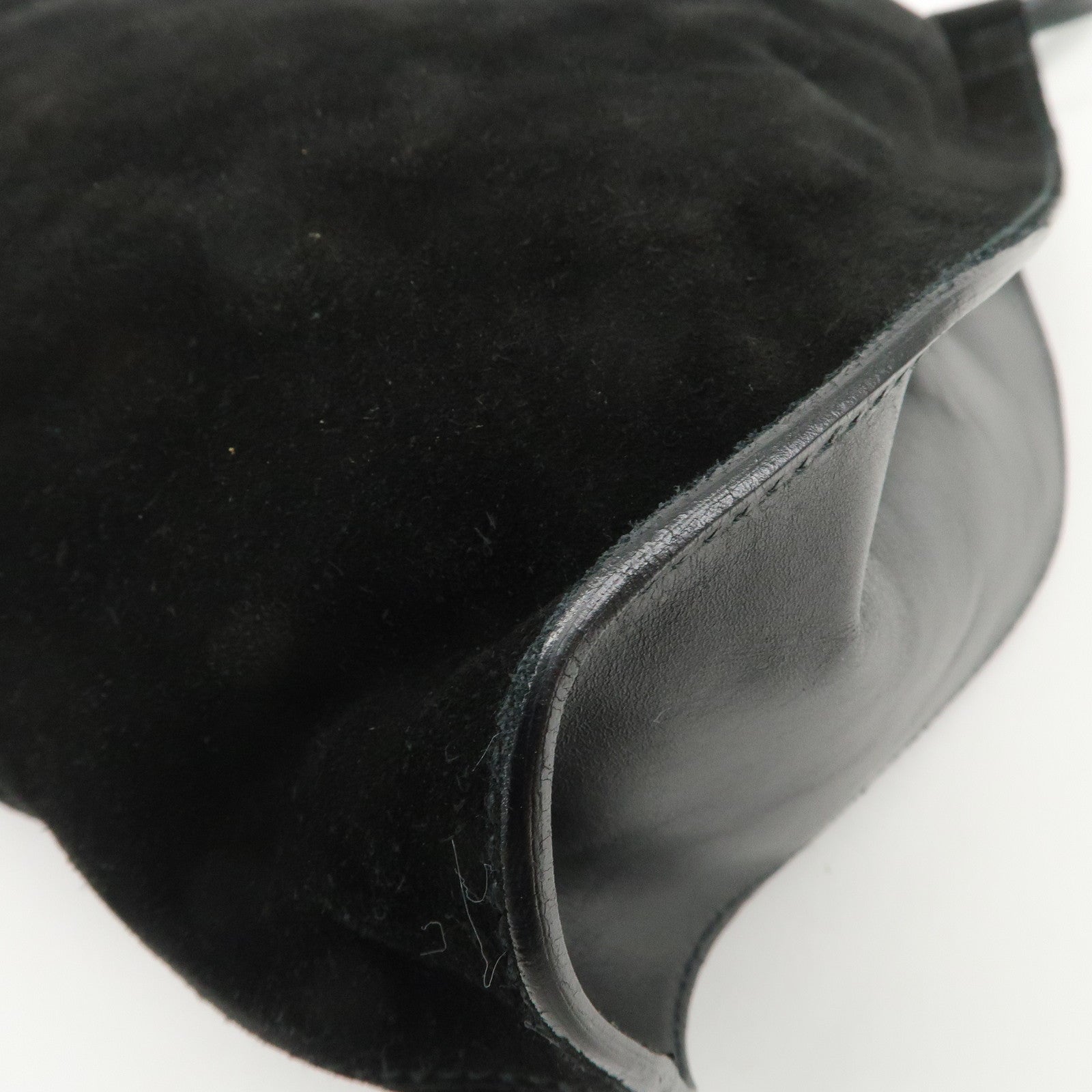 GUCCI Logo Suede Leather Shoulder Bag Hand Bag Black 001・4332