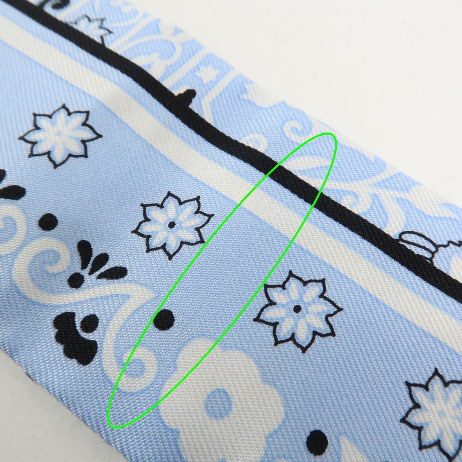 HERMES Twilly Silk 100% Scarf PEUPLE DU VENT Light Blue Black White