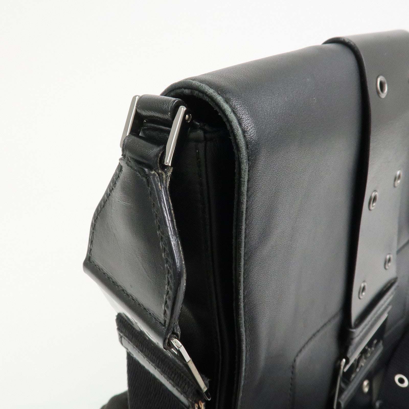 Christian Dior Street Chic Leather Shoulder Bag Crossbody Bag Black