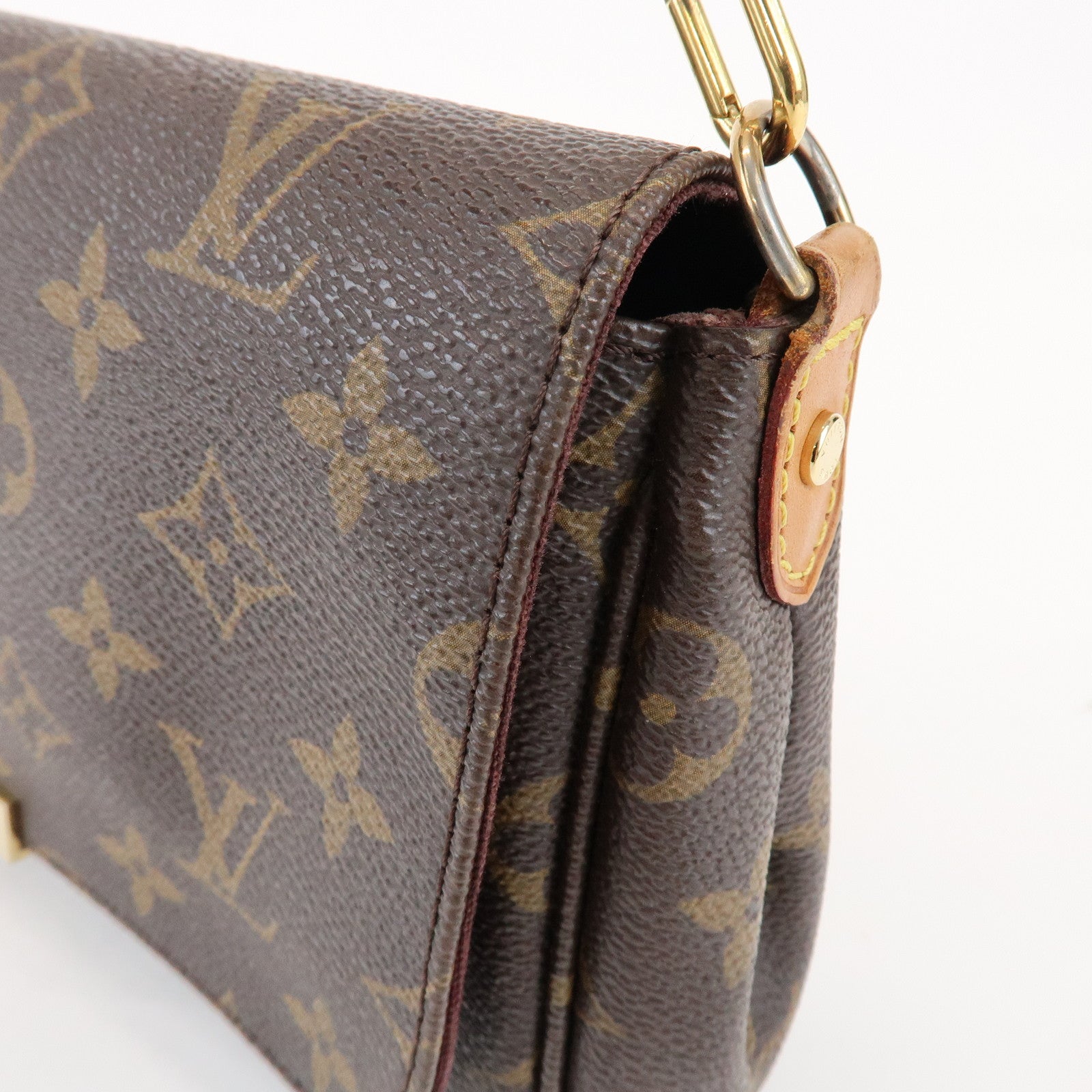 Louis Vuitton Monogram Favorite MM Shoulder Bag Brown M40718