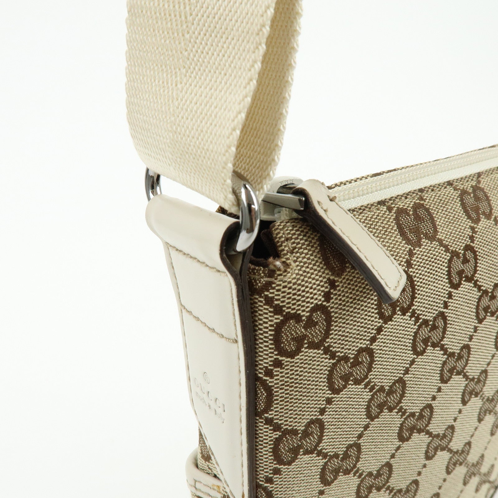 GUCCI GG Canvas Leather Shoulder Crossbody Bag Brown Ivory 147671