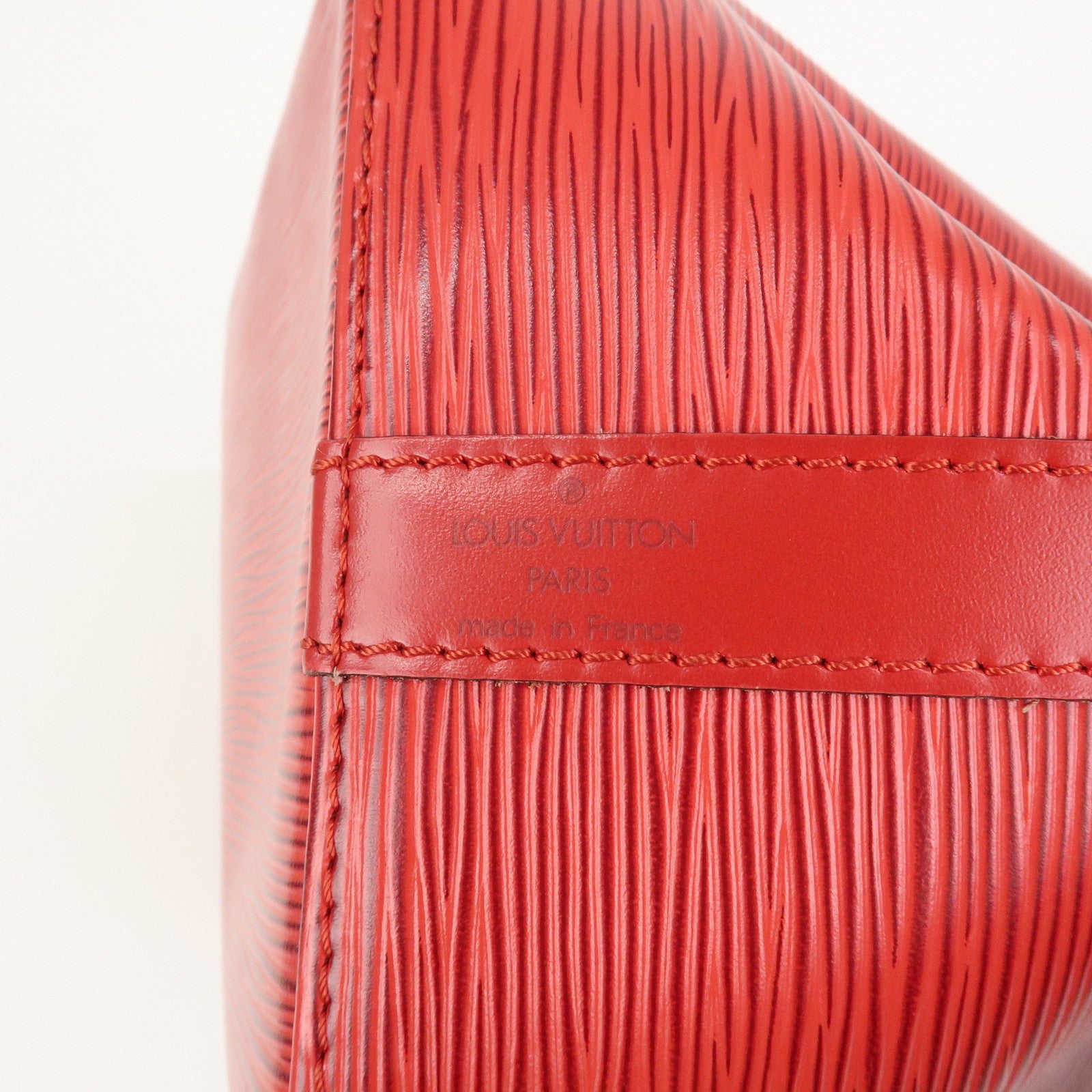 Louis Vuitton Epi Petit Noe Shoulder Bag Castilian Red M44107