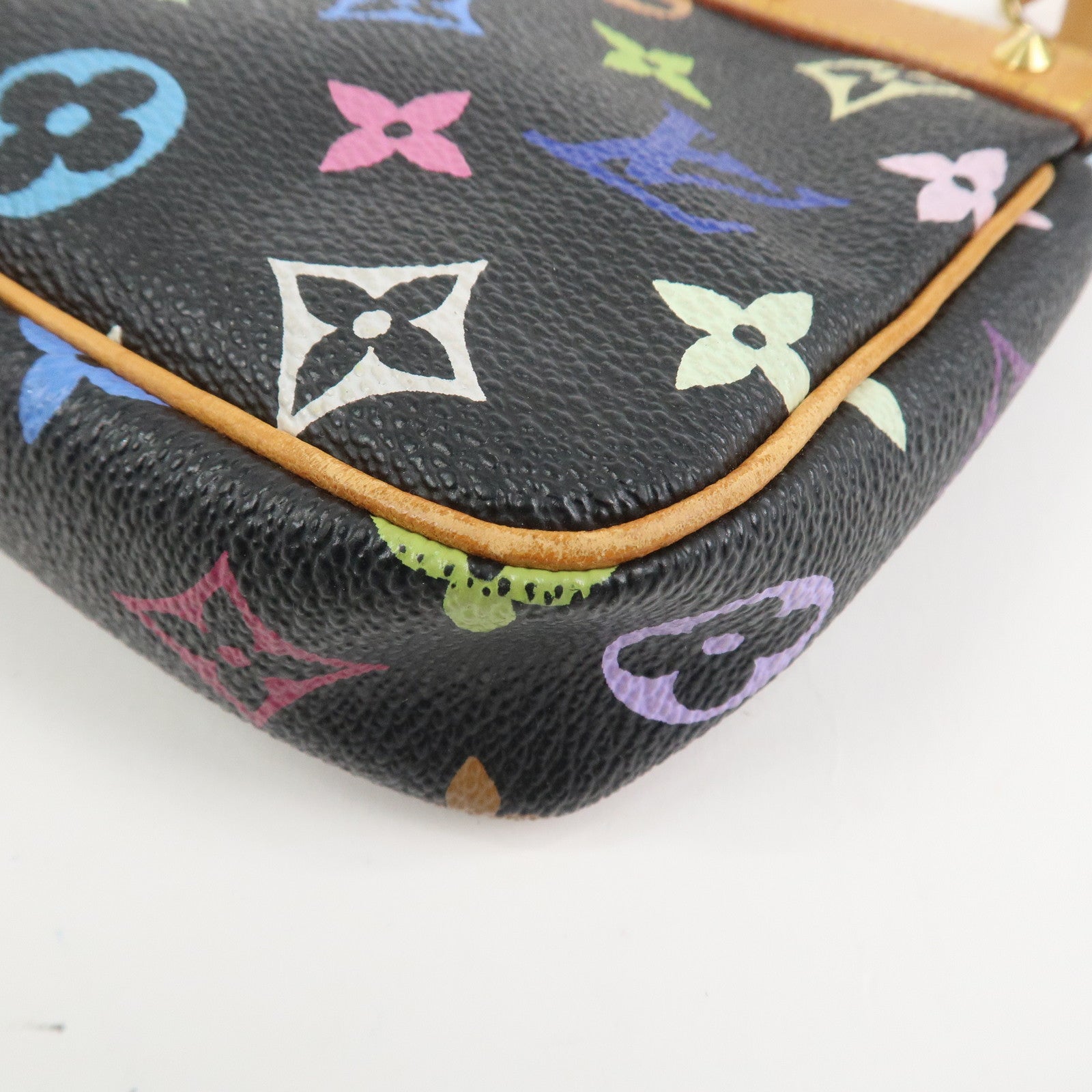 Louis Vuitton Monogram Multicolor Pochette Accessoires Noir M92648