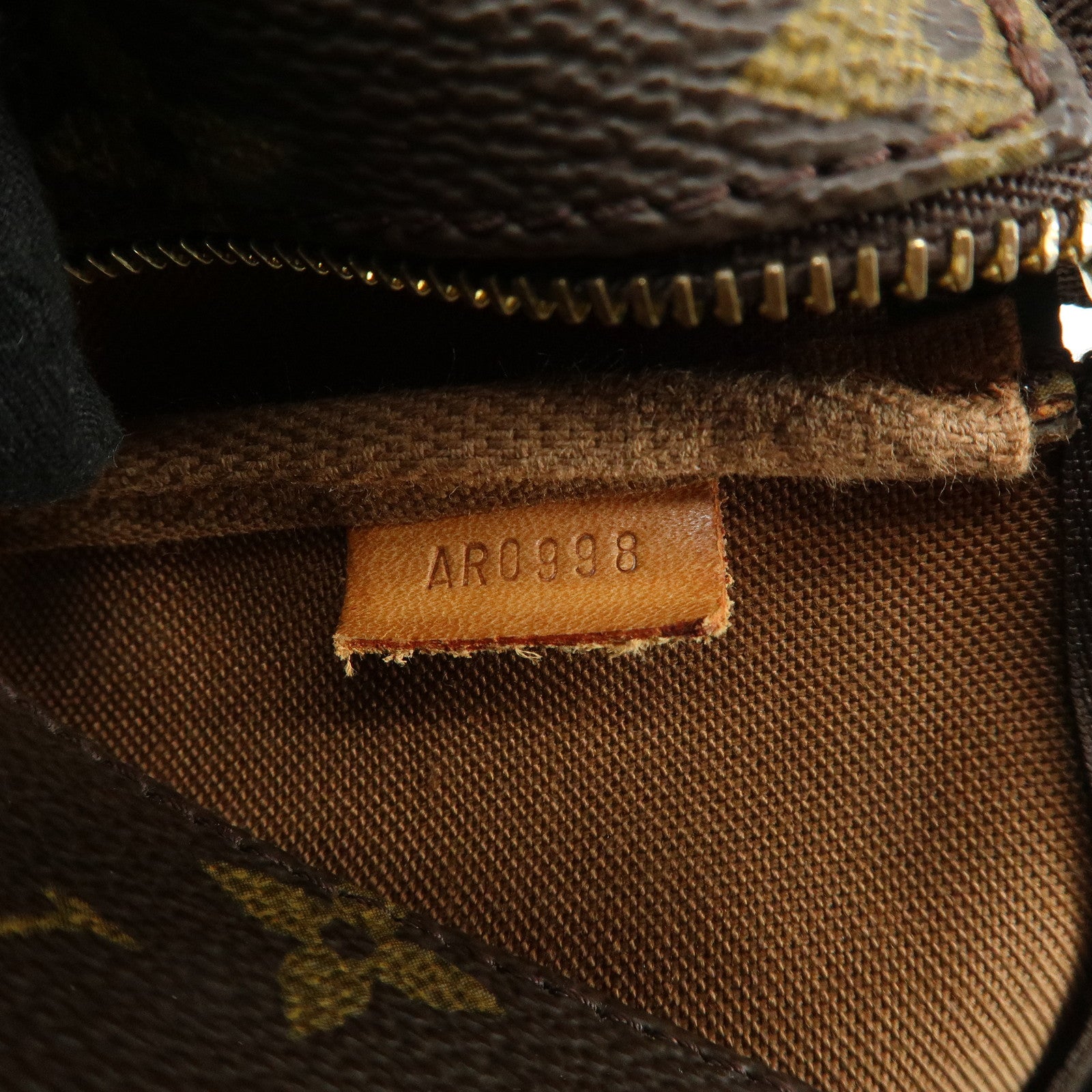 Louis Vuitton Monogram Pochette Accessoires Pouch Hand Bag M51980