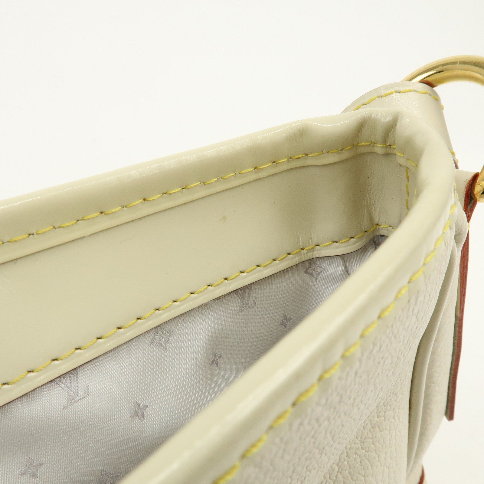 Louis Vuitton Suhali L’Essentiel Leather Shoulder Bag Bronc M95845