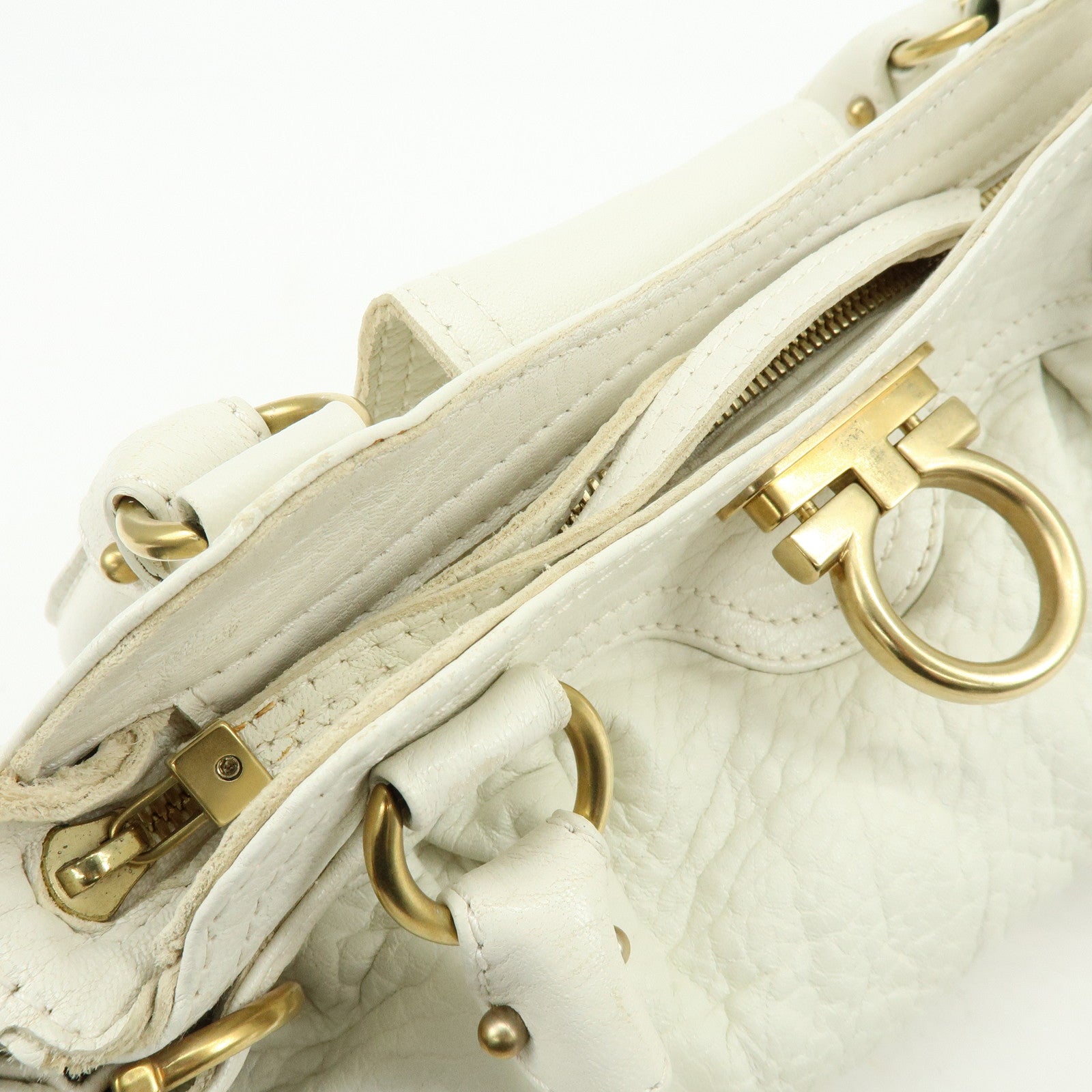 Ferragamo Gancini Leather Shoulder Bag Hand Bag White