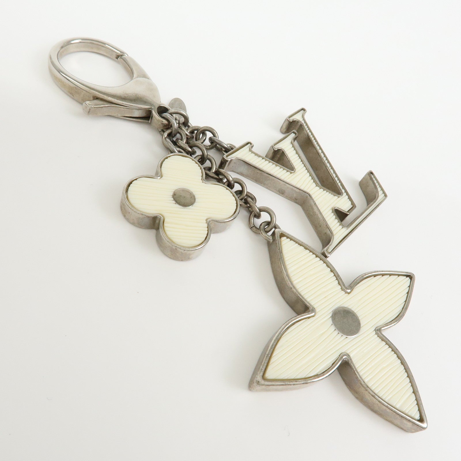 Louis Vuitton Bijoux Sac Fleur de Epi Bag Charm Silver White M65085