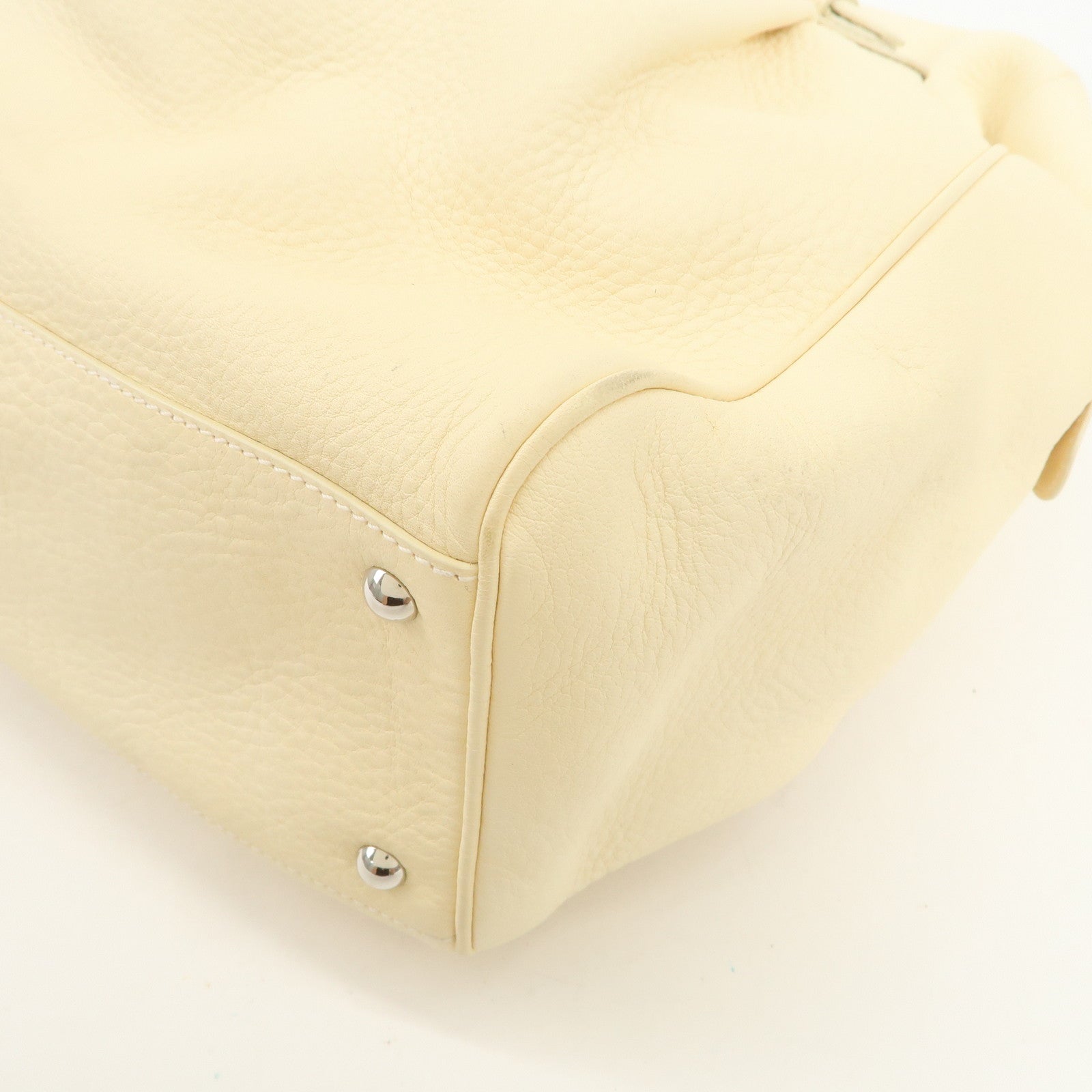 Ferragamo Gancini Logo Leather Shoulder Bag Hand Bag Beige