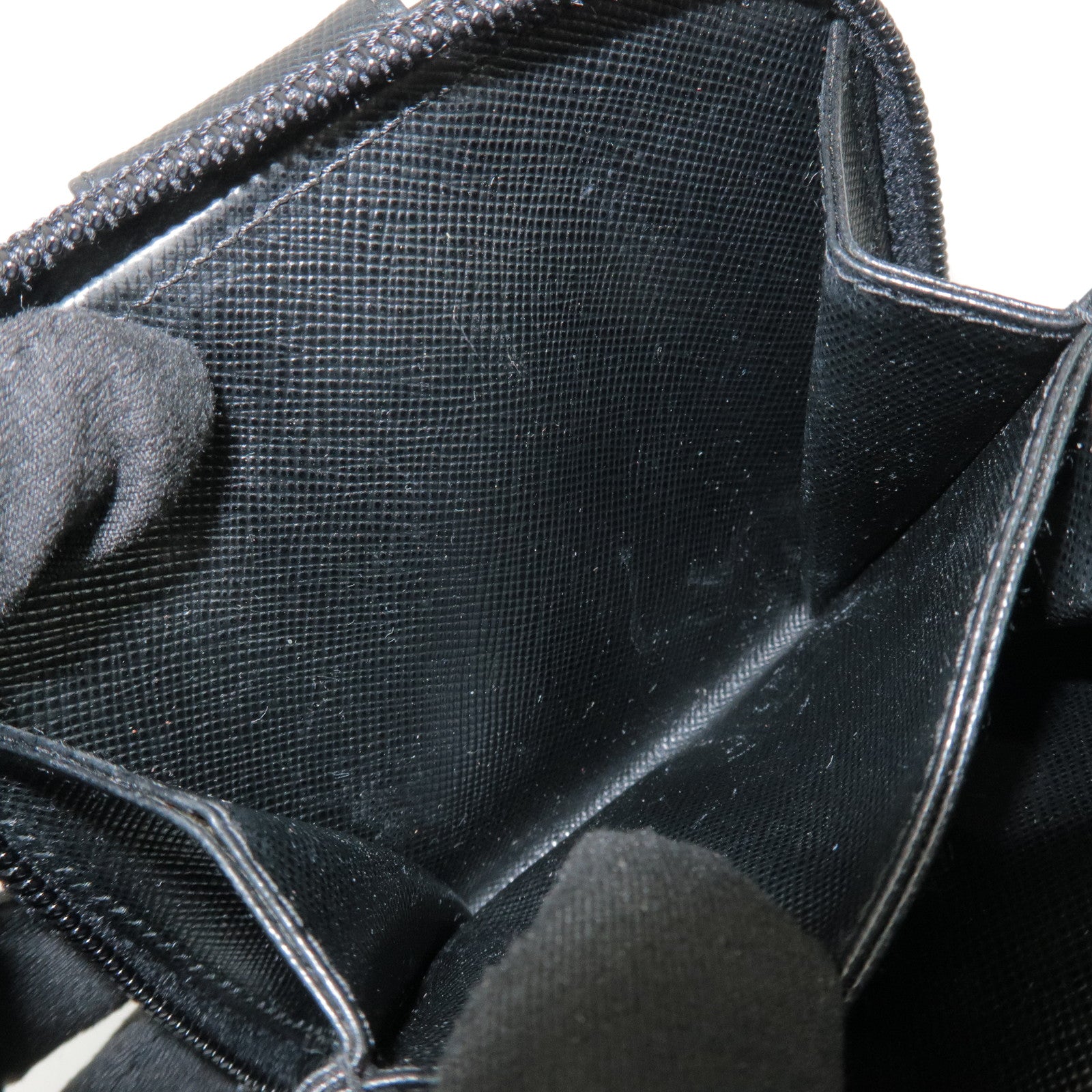 PRADA Logo Leather Round Zippy Bi-fold Wallet Black 1ML522