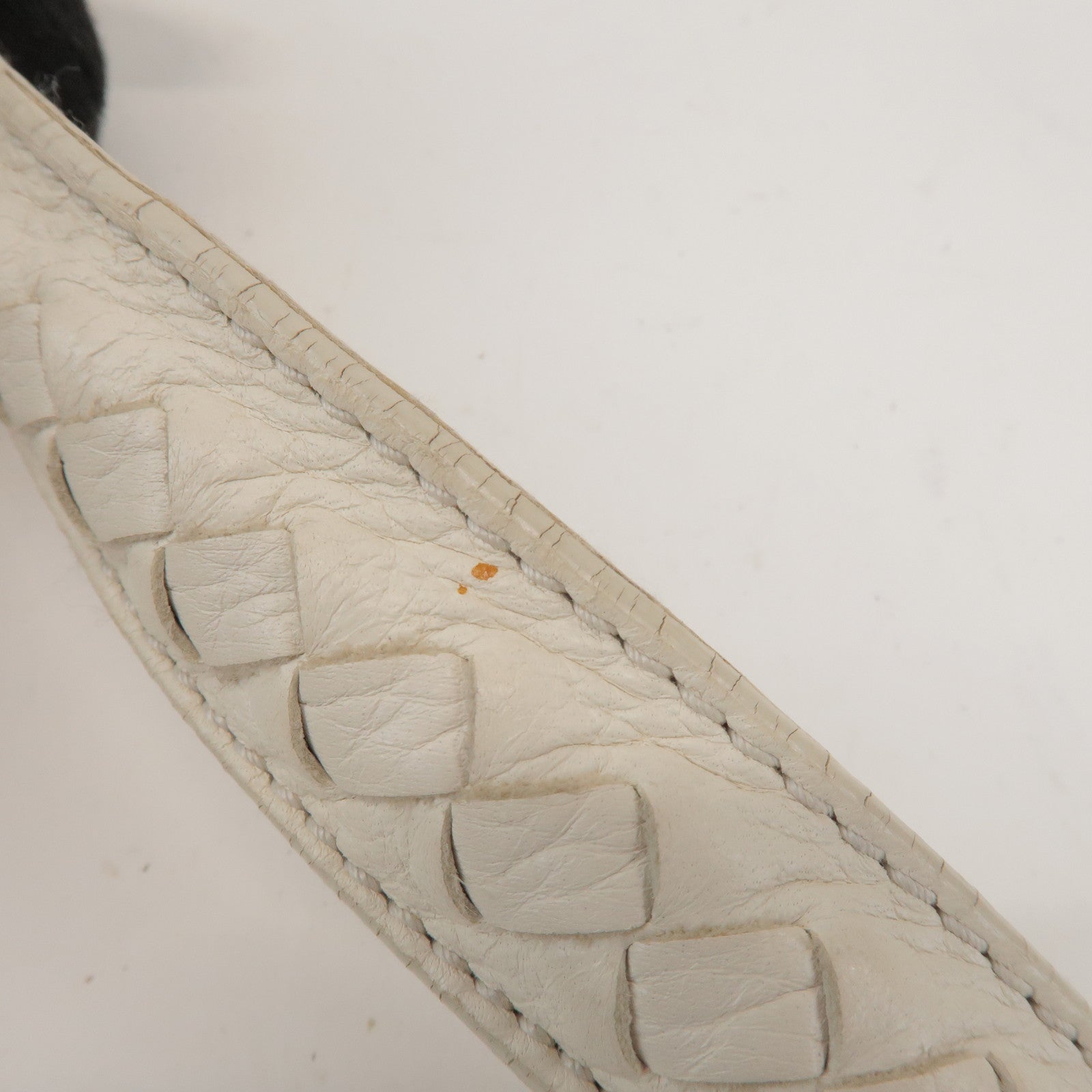 BOTTEGA VENETA Cervo Leather Shoulder Bag Hand Bag White 133507