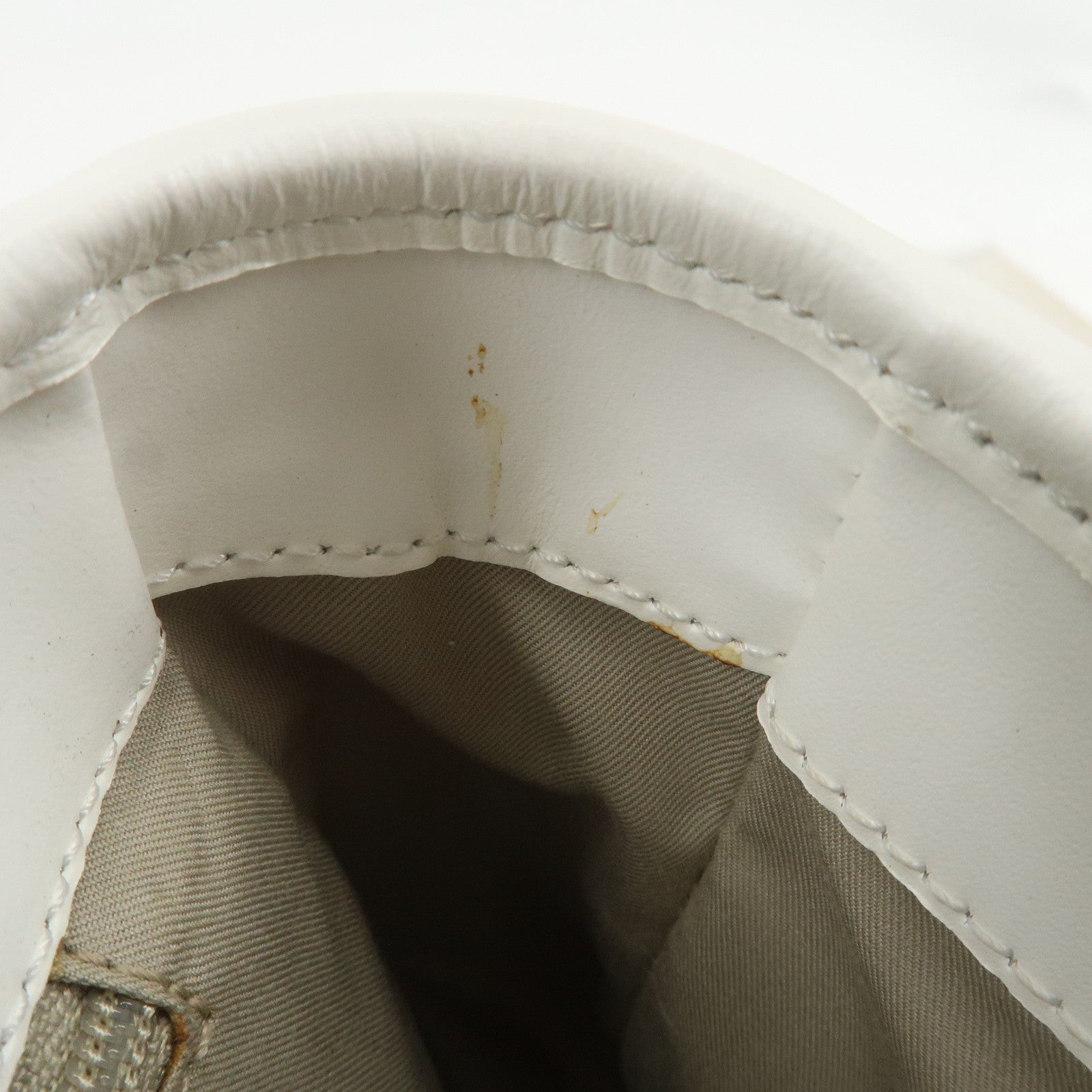 BURBERRY Leather Shoulder Bag Hand Bag White