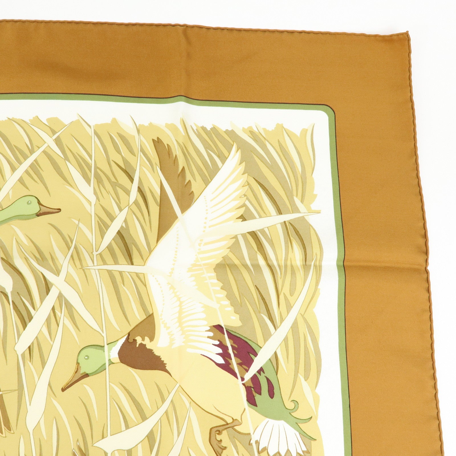 HERMES Carre 90 Silk 100% COLS VERTS Scarf Beige Brown