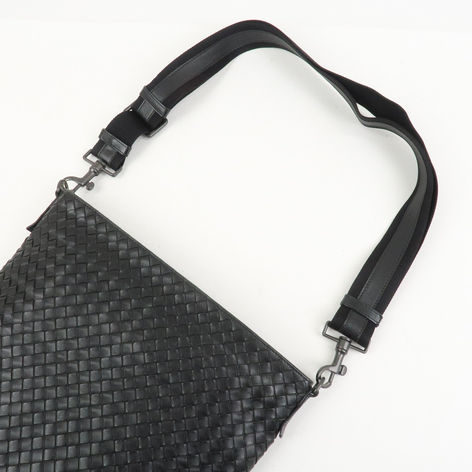 BOTTEGA VENETA Intrecciato Shoulder Bag Crossbody Bag Black 276356