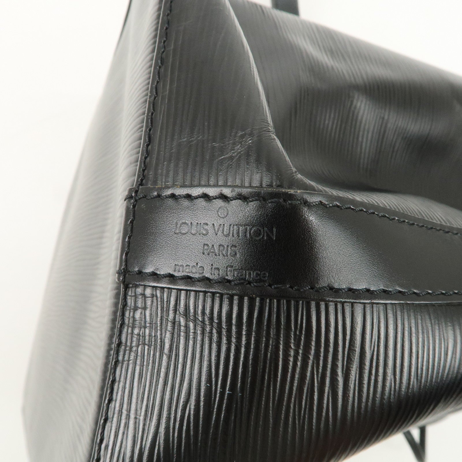 Louis Vuitton Epi Petit Noe Shoulder Bag Noir Black M59012