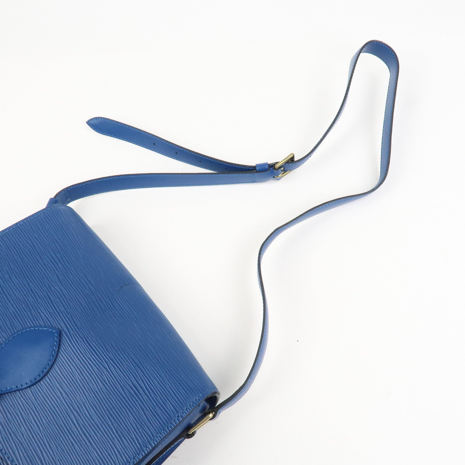 Louis Vuitton Epi Saint Cloud Shoulder Bag Toledo Blue M52195