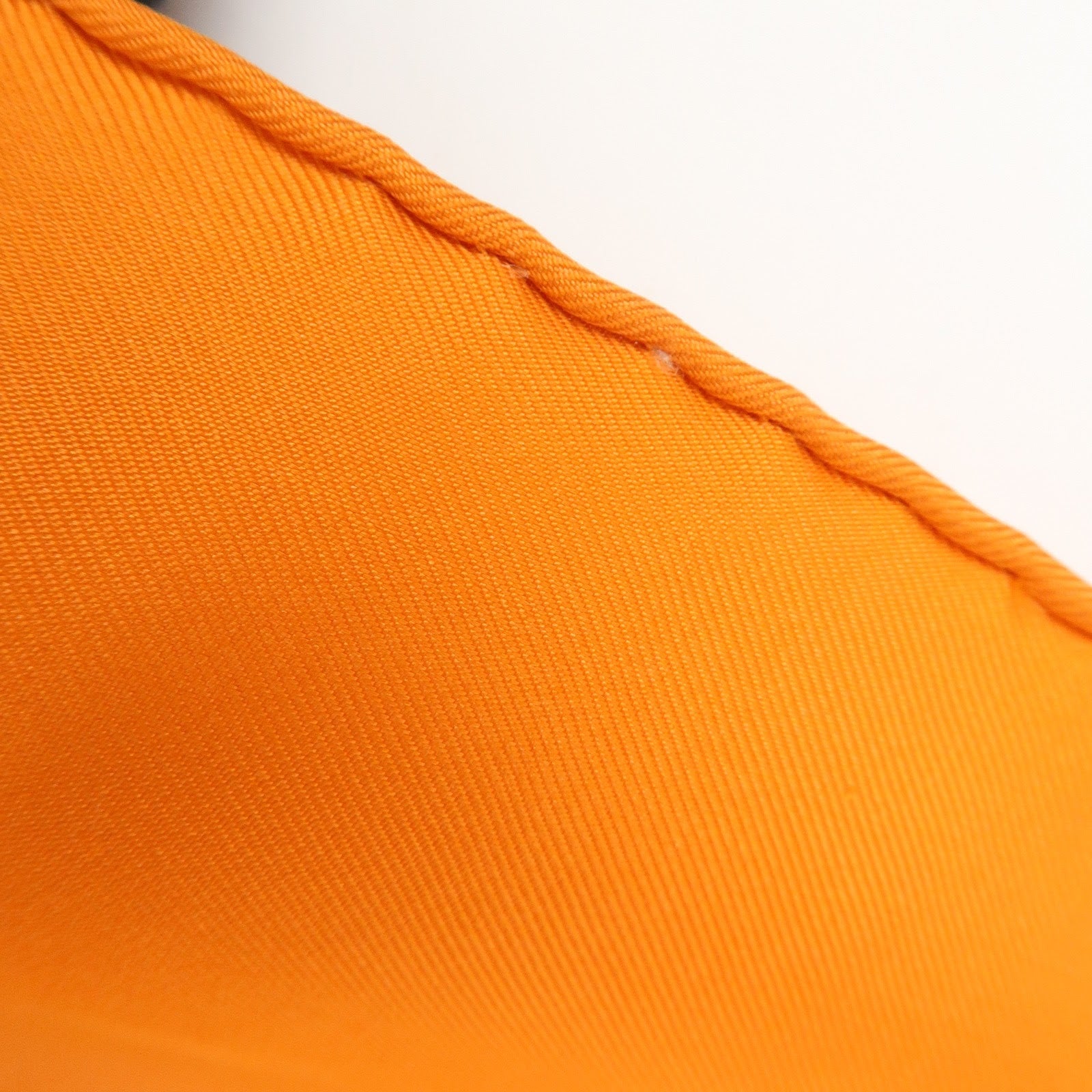 HERMES Carre 90 Silk 100% Scarf A WALK IN THE PARK Orange