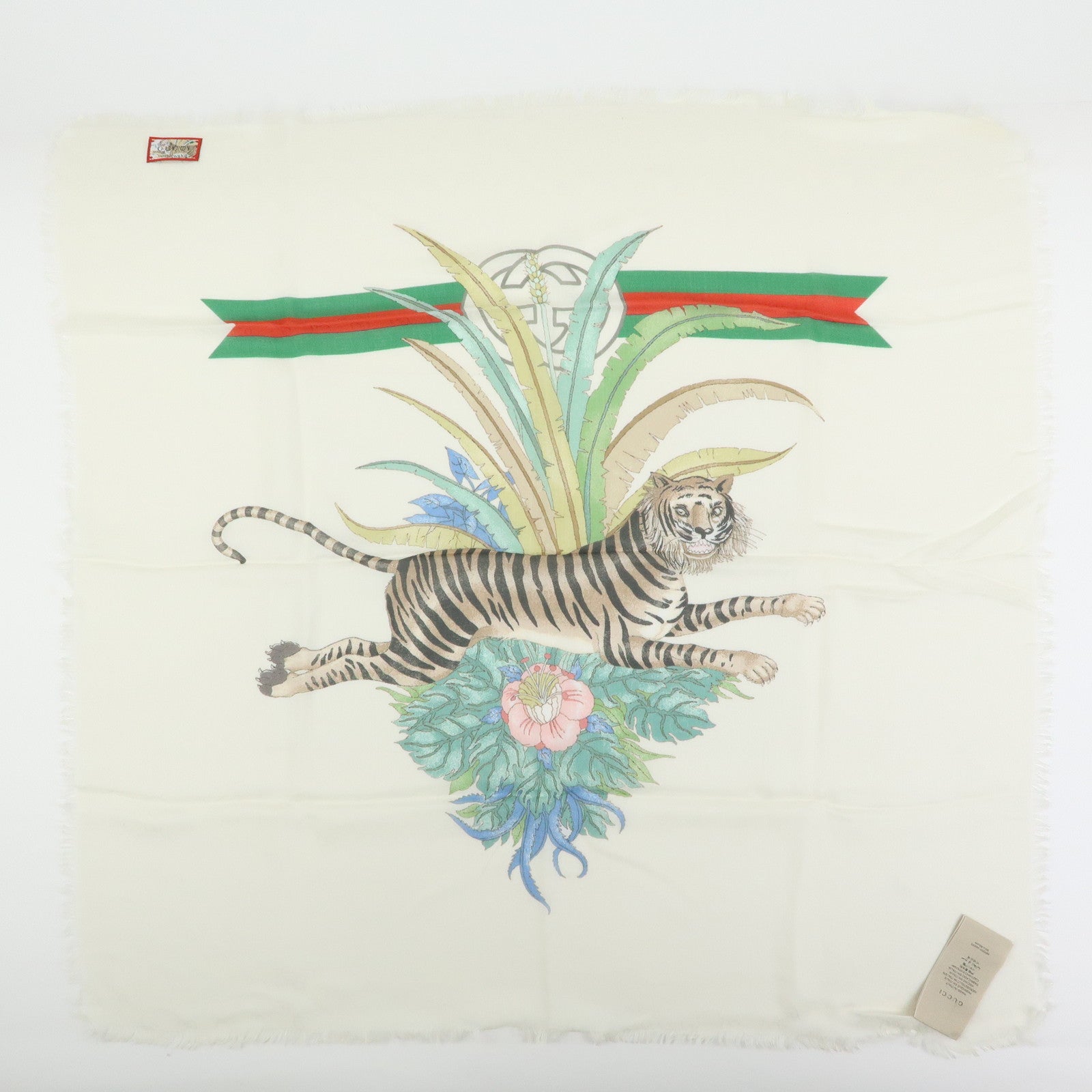 GUCCI Interlocking G Sherry GG Rayon Silk Scarf Tiger Motif Ivory