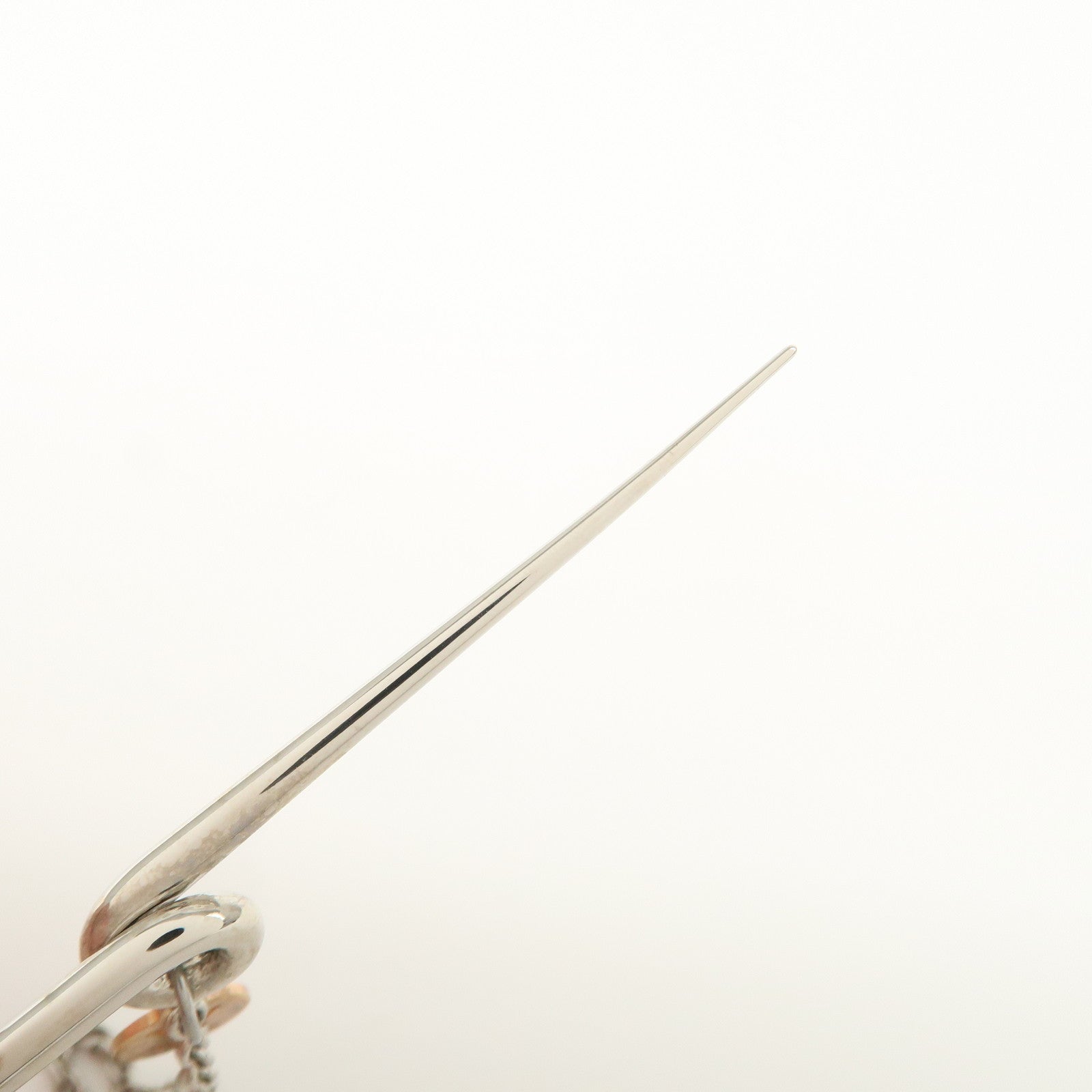 Louis Vuitton Metal Safari Charms Brooch Silver M68109