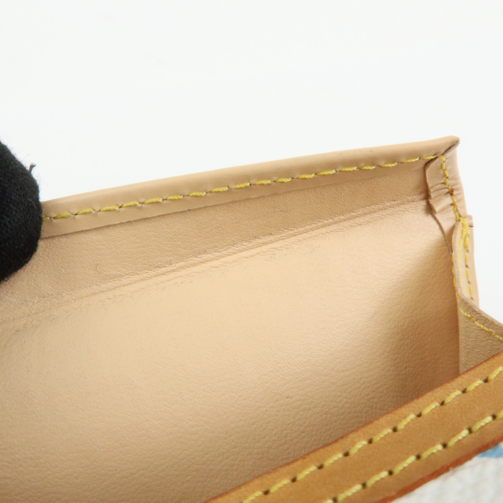 Louis Vuitton Monogram Porte Monnaie Plat Coin Case Blanc M92657