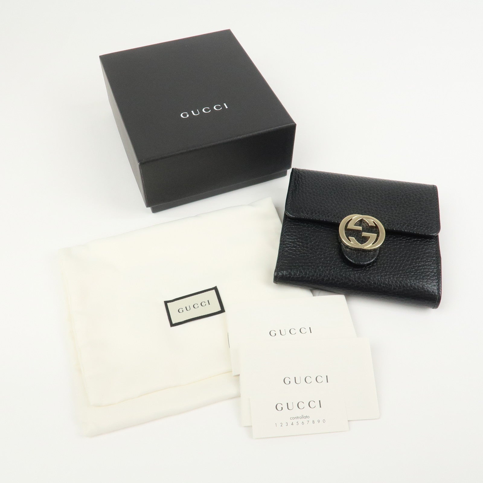 GUCCI Interlocking G Leather Bi-fold Compact Wallet Black 615525