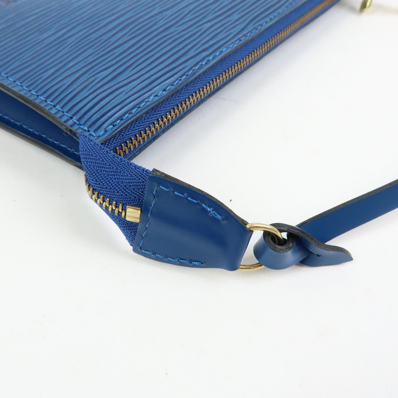 Louis Vuitton Epi Pochette Accessoires Pouch Toledo Blue M52945