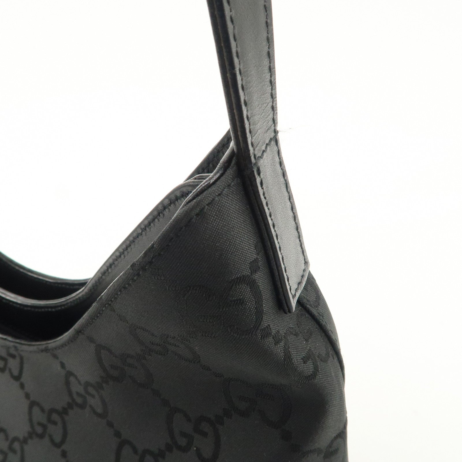 GUCCI GG Nylon Leather Shoulder Bag Hand Bag Silver HDW Black 31769 Used