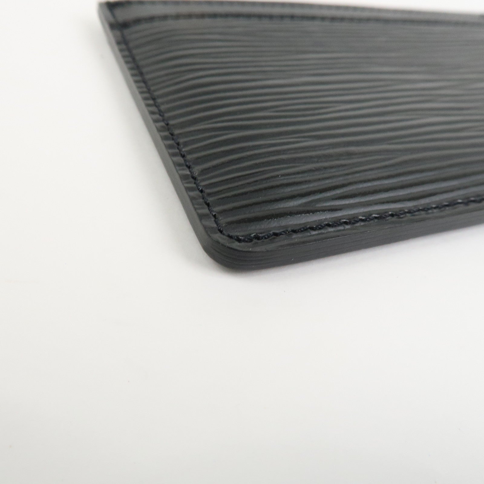 Louis Vuitton Epi Leather Porte Cartes Simple Card Case Noir M63512