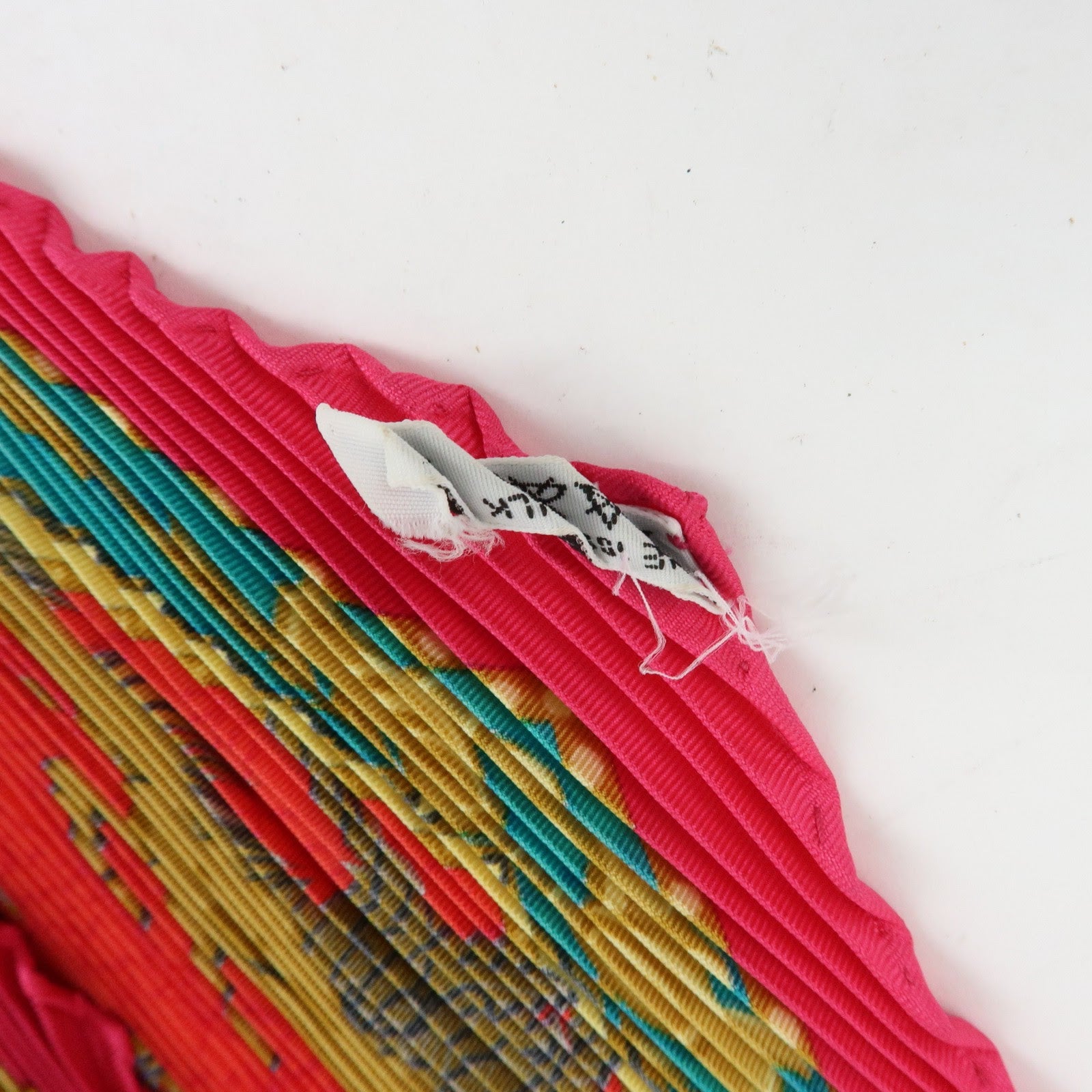 HERMES Pleated Carre 90 Set of 2 Silk 100% Scarf Green Pink