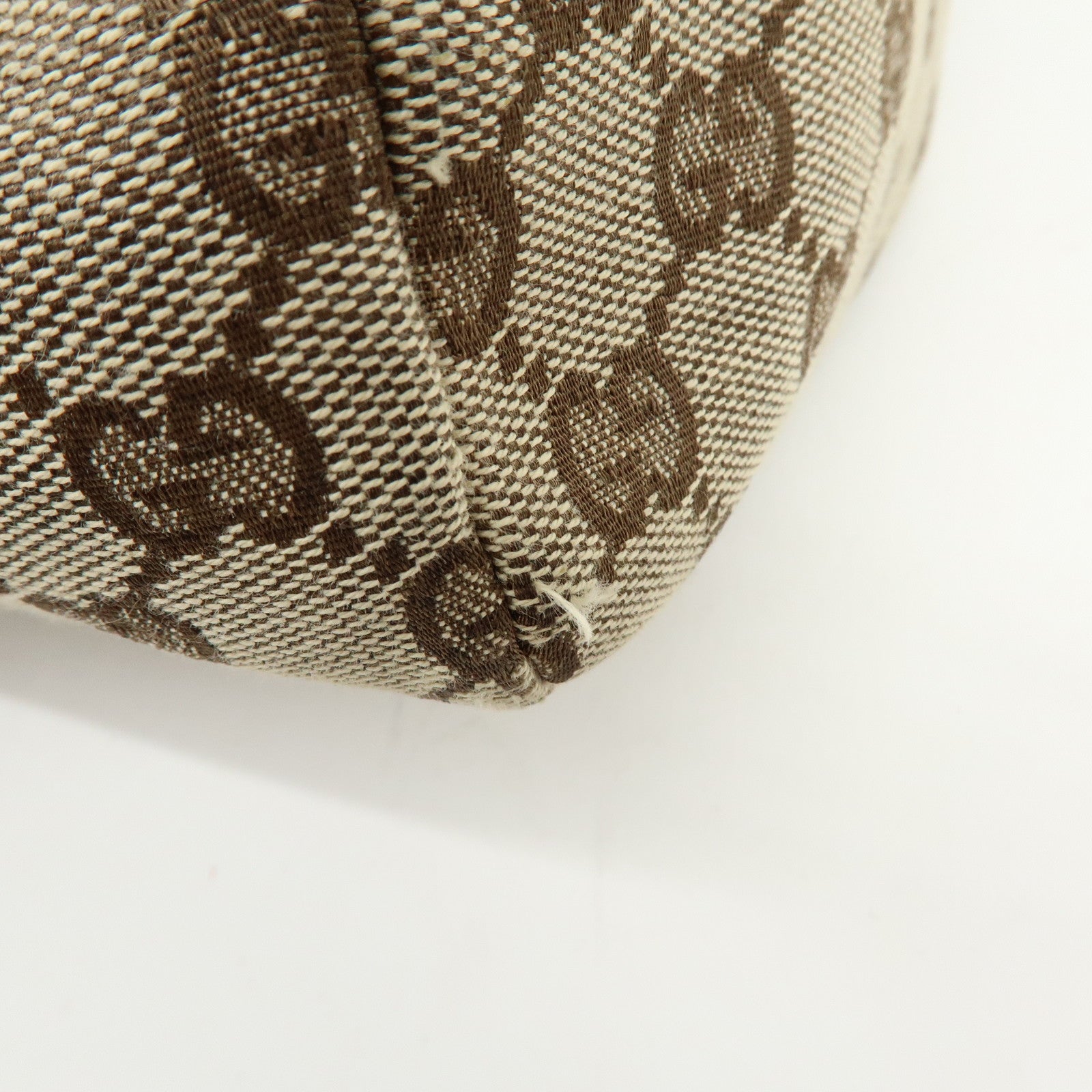 GUCCI GG Monogram Canvas Wood Handle Hand Bag Brown 112683