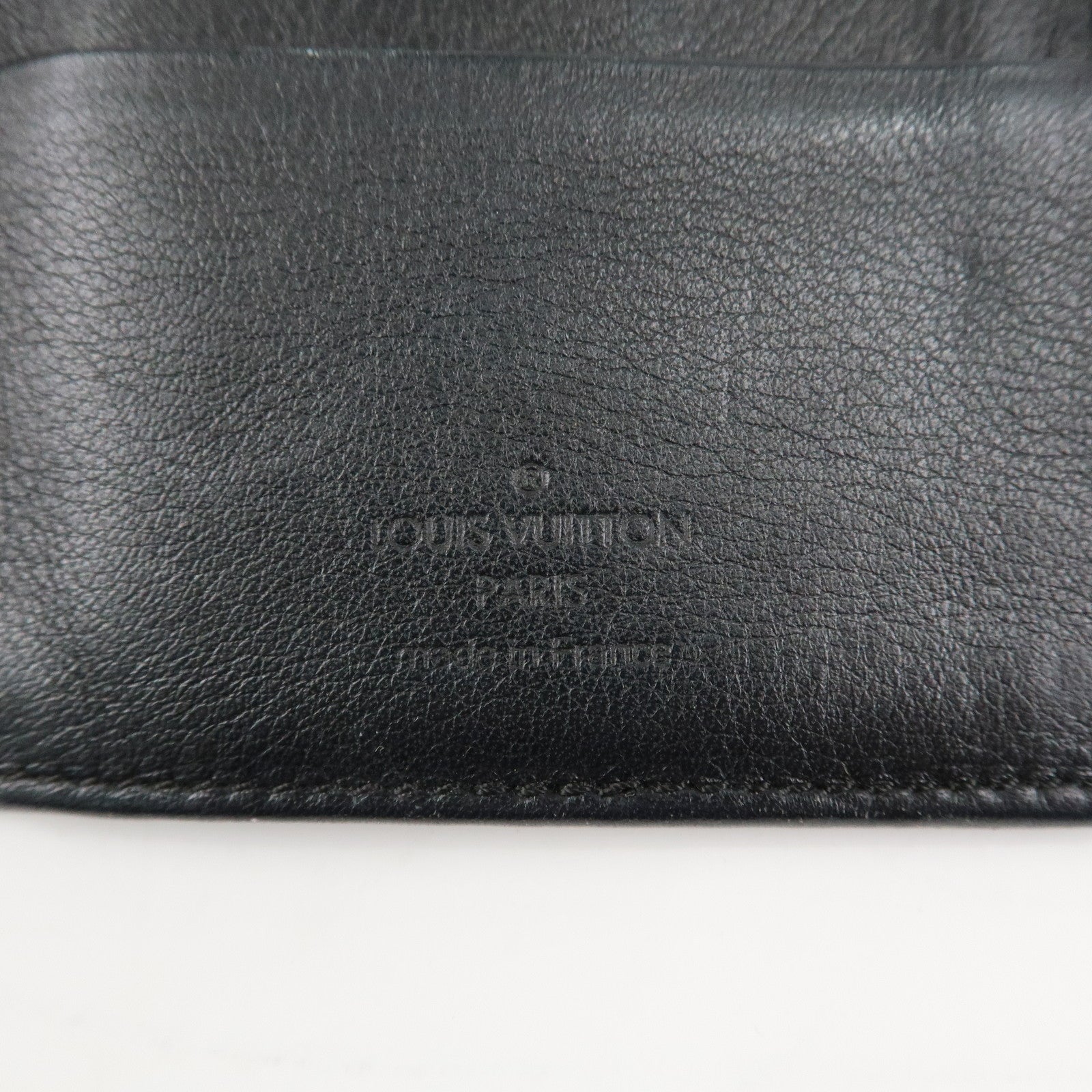 Louis Vuitton Monogram Mahina Portefeuilles Amelia Wallet Noir M95549 Used
