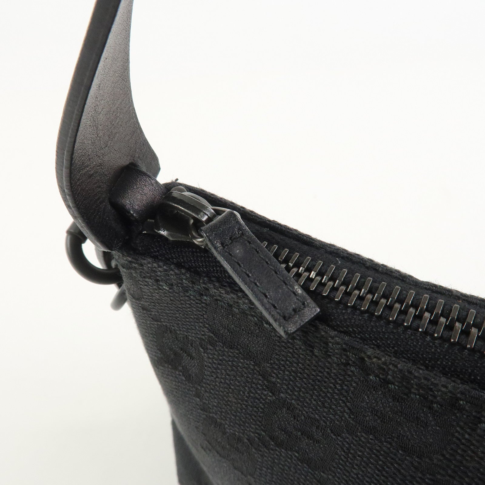 GUCCI GG Canvas Leather Shoulder Bag Hand Bag Pouch Black 103399