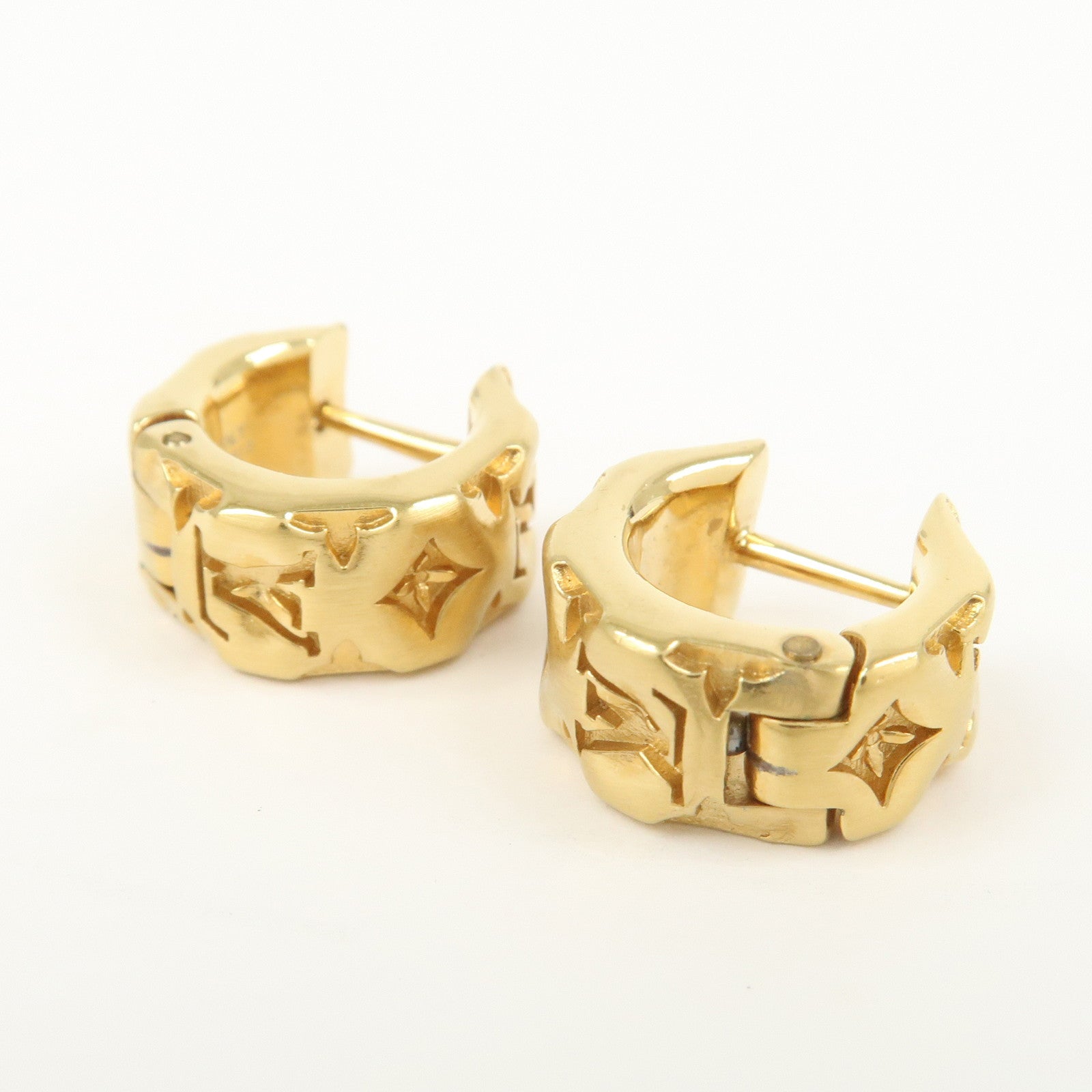 Louis Vuitton LV Logo Metal Earrings Gold M00812
