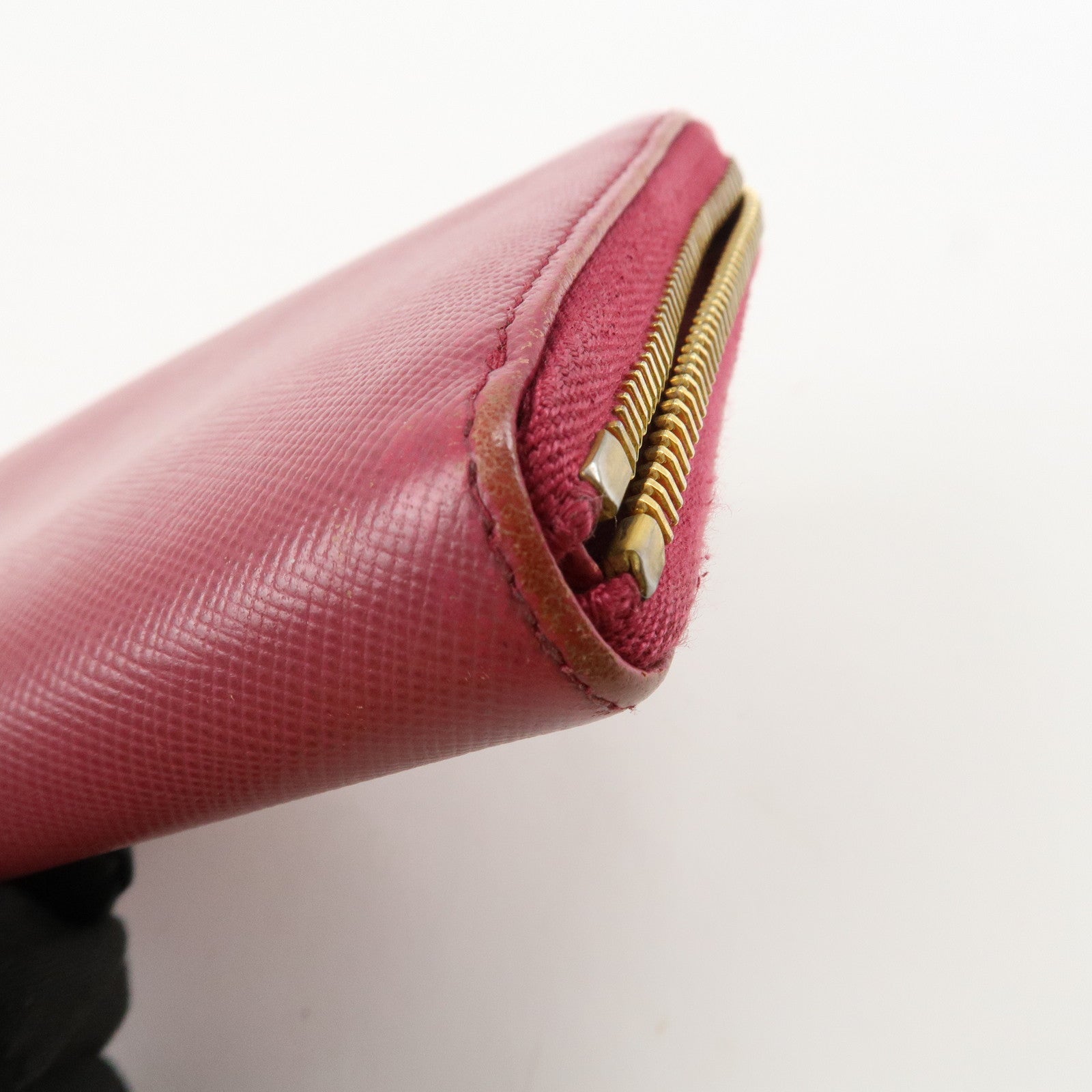 PRADA Logo Saffiano Leather Round Zippy Long Wallet Pink 1M0506 Used