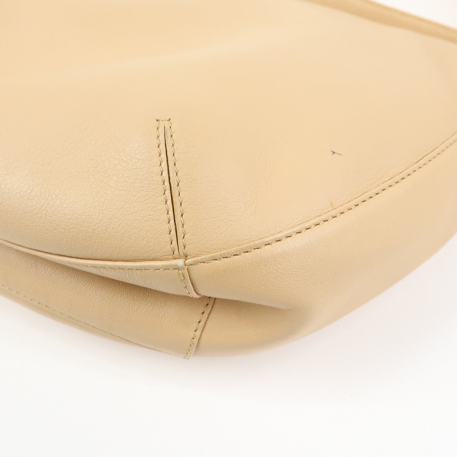 Cartier Trinity Leather Shoulder Bag Hand Bag Beige