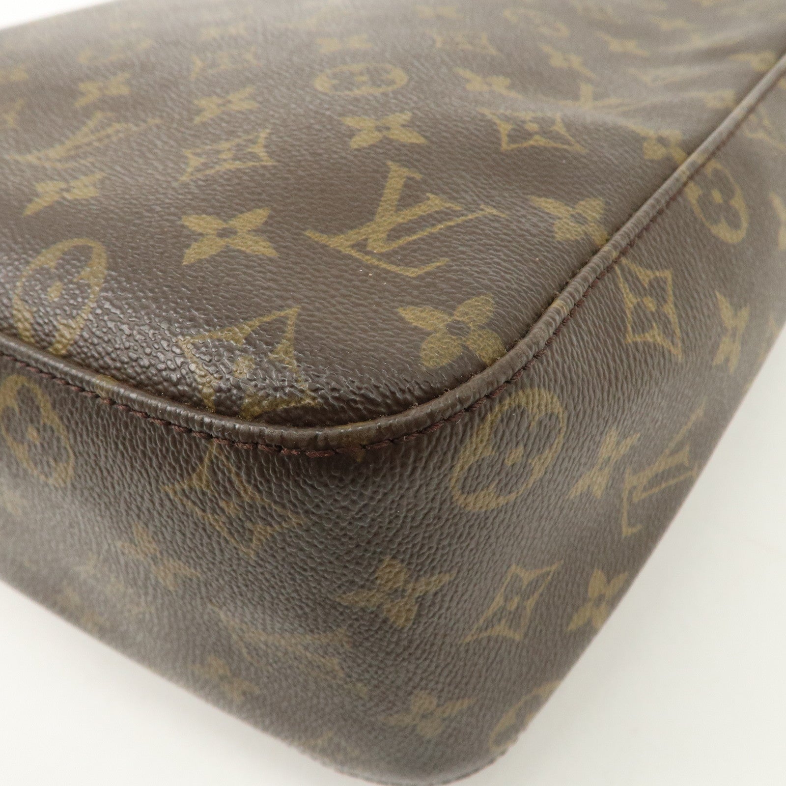 Louis Vuitton Monogram Looping GM Shoulder Bag M51145