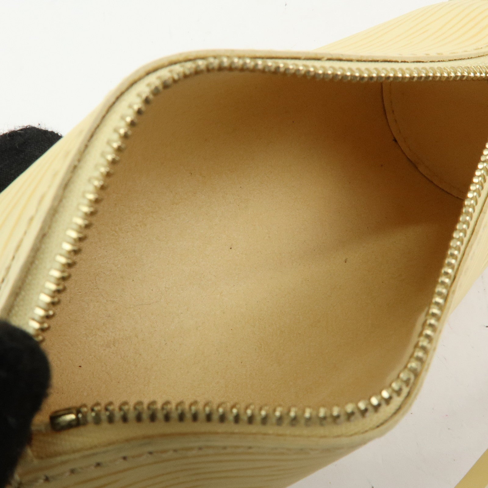 Louis Vuitton Epi Leather Soufflot & Pouch Hand Bag Vanilla M5222A