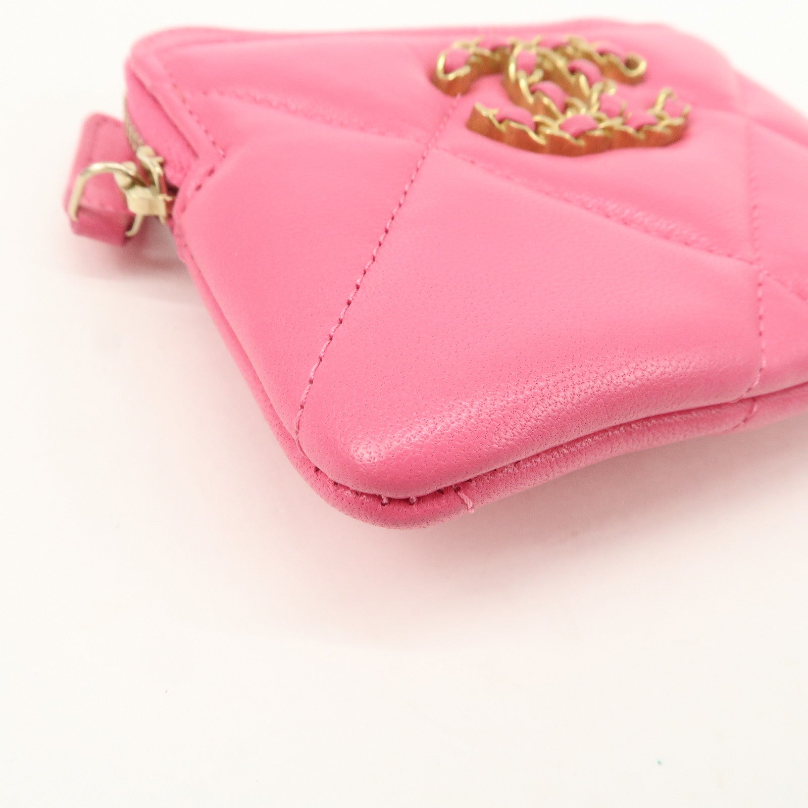 CHANEL Matelasse Leather Zippy Coin Wallet Coin Purse Pink AP2086