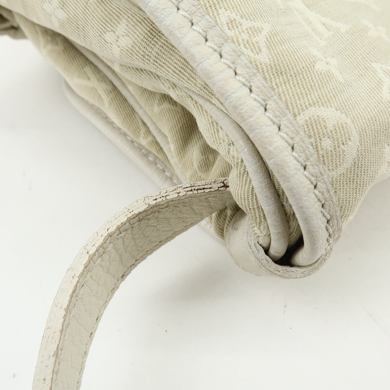 Louis Vuitton Monogram Mini Lin Saumur 30 Shoulder Bag Dune M95314