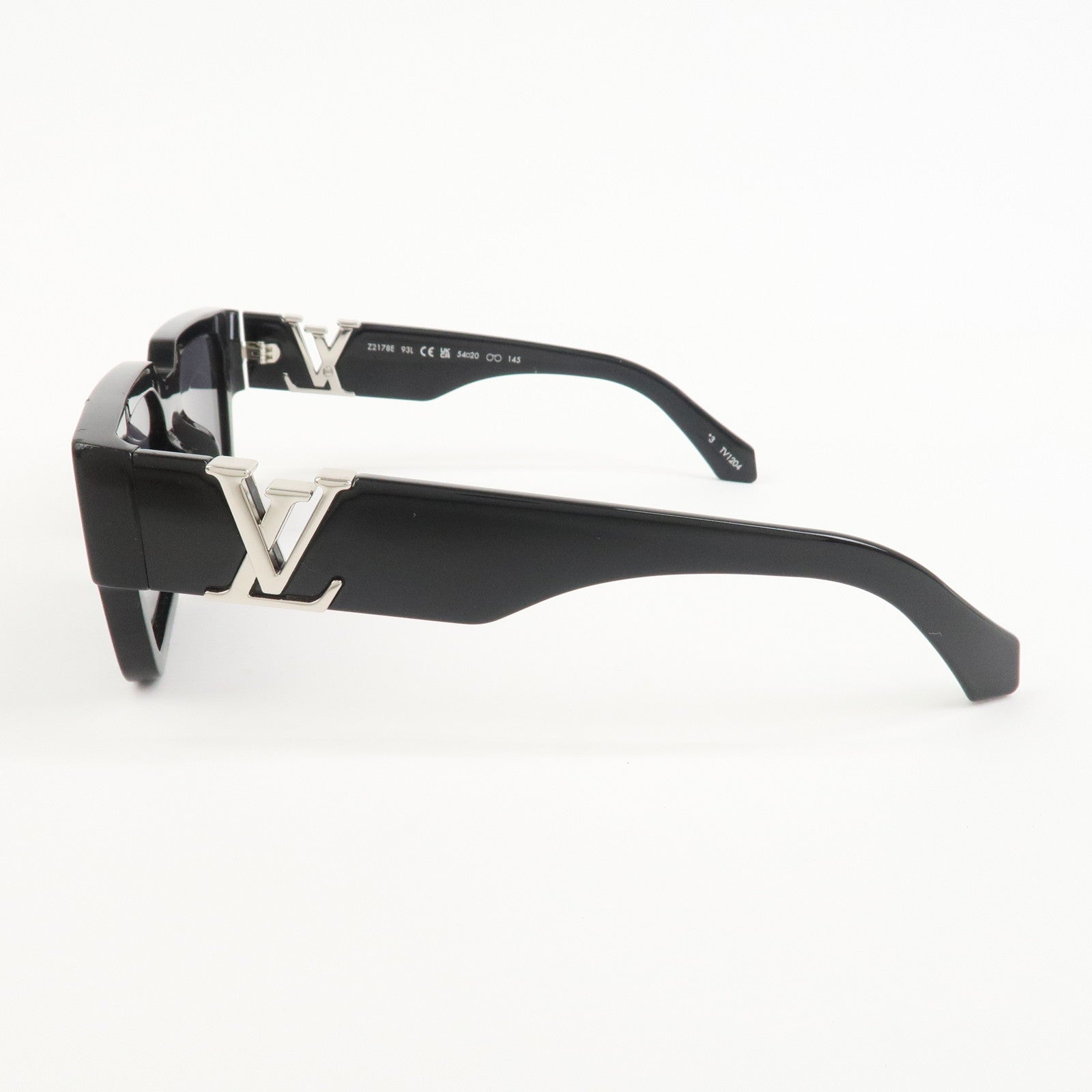 Louis Vuitton LV Sleek Square Plastic Sunglasses Black Z2178E