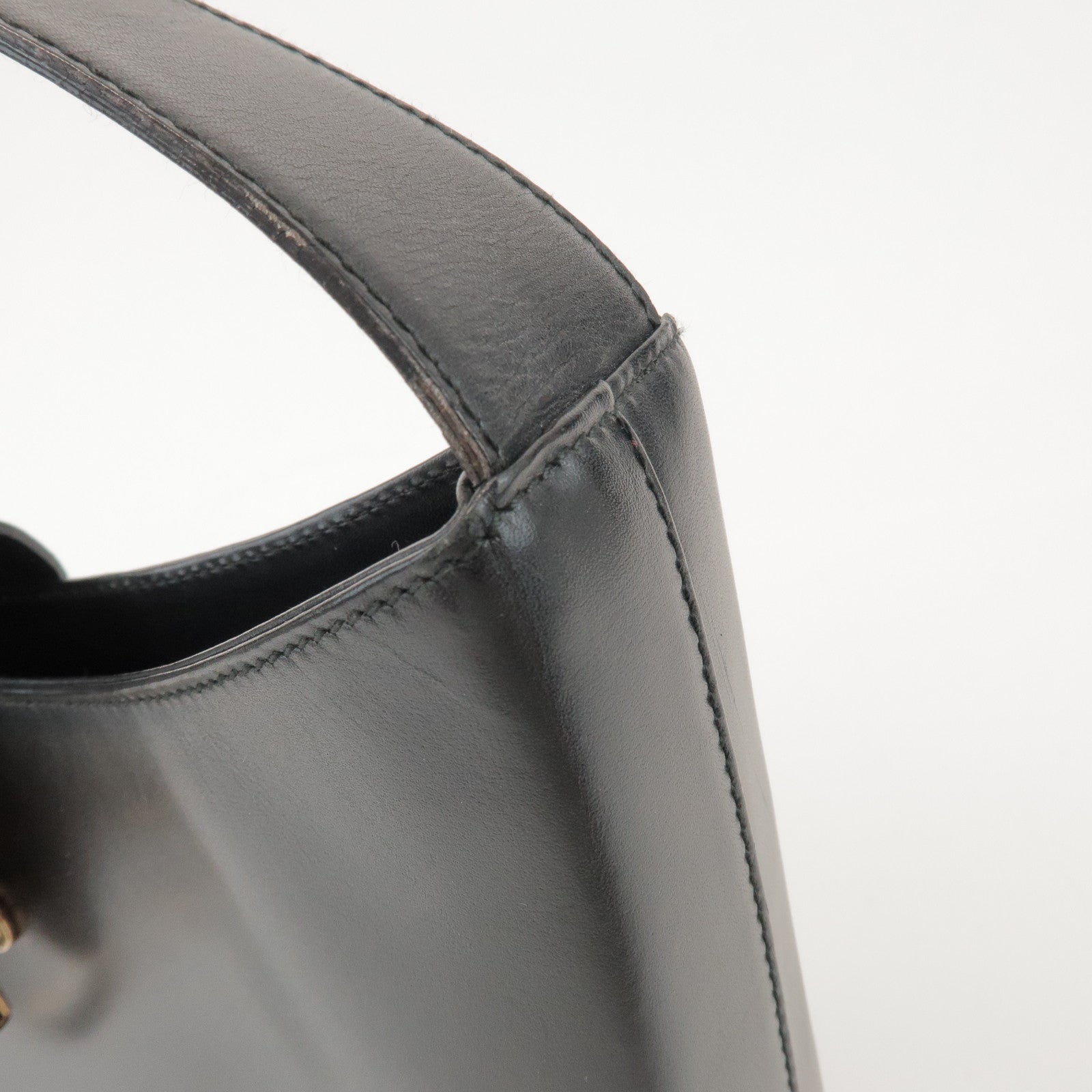 Ferragamo Gancini Calf Leather Shoulder Bag Hand Bag Black