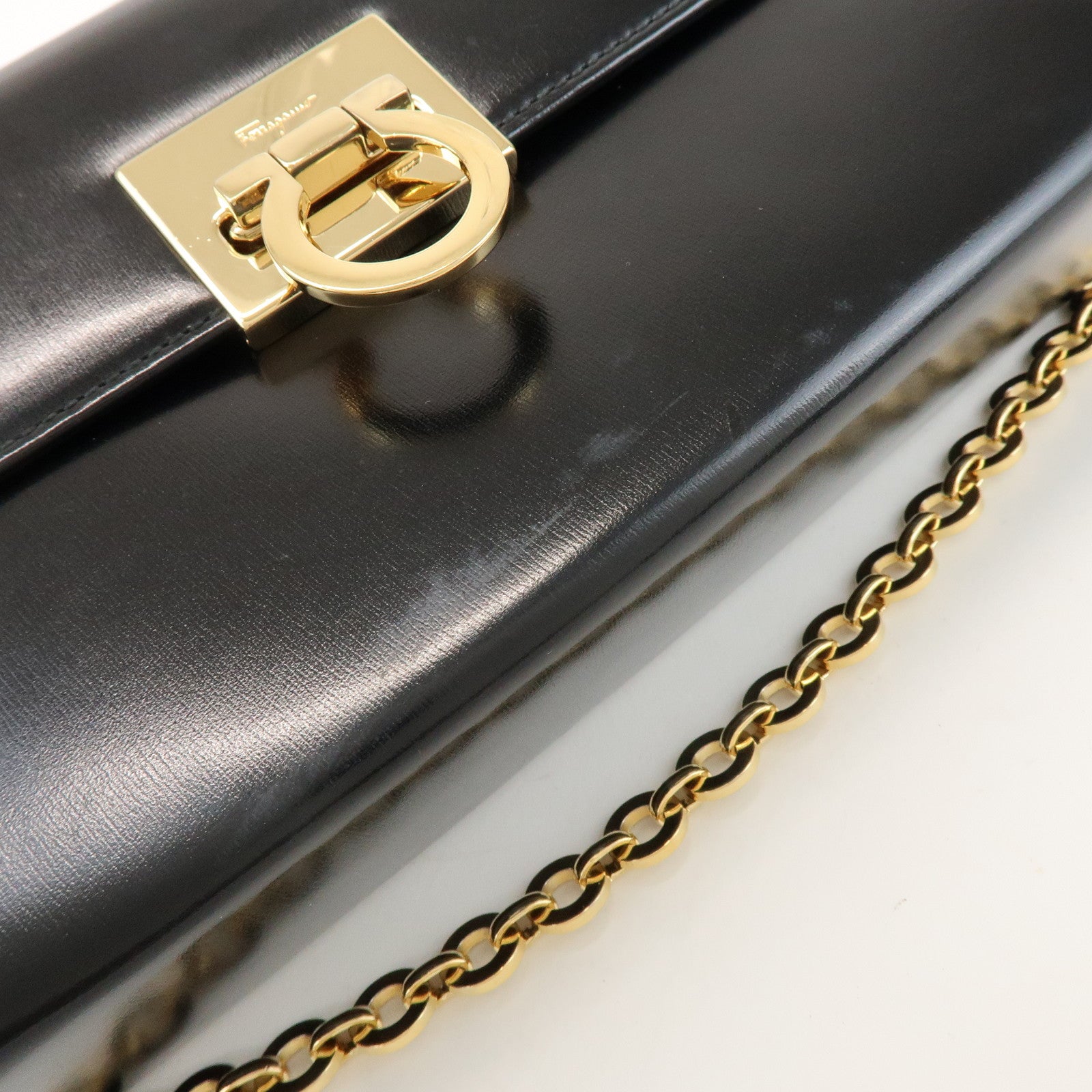 Ferragamo Gancini Leather Chain Shoulder Bag Black