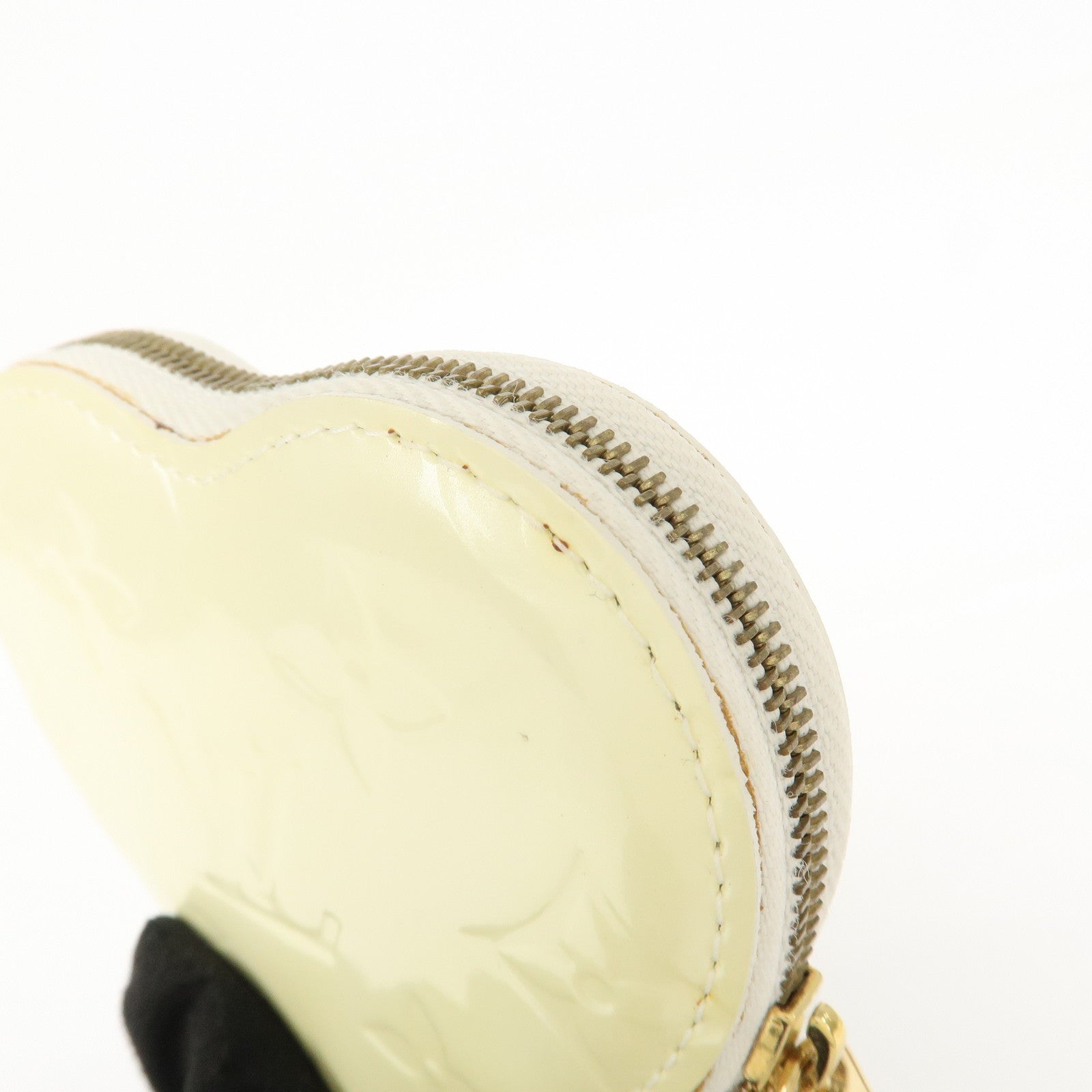 Louis Vuitton Monogram Vernis Porte Monnaie Couer Perle M91918