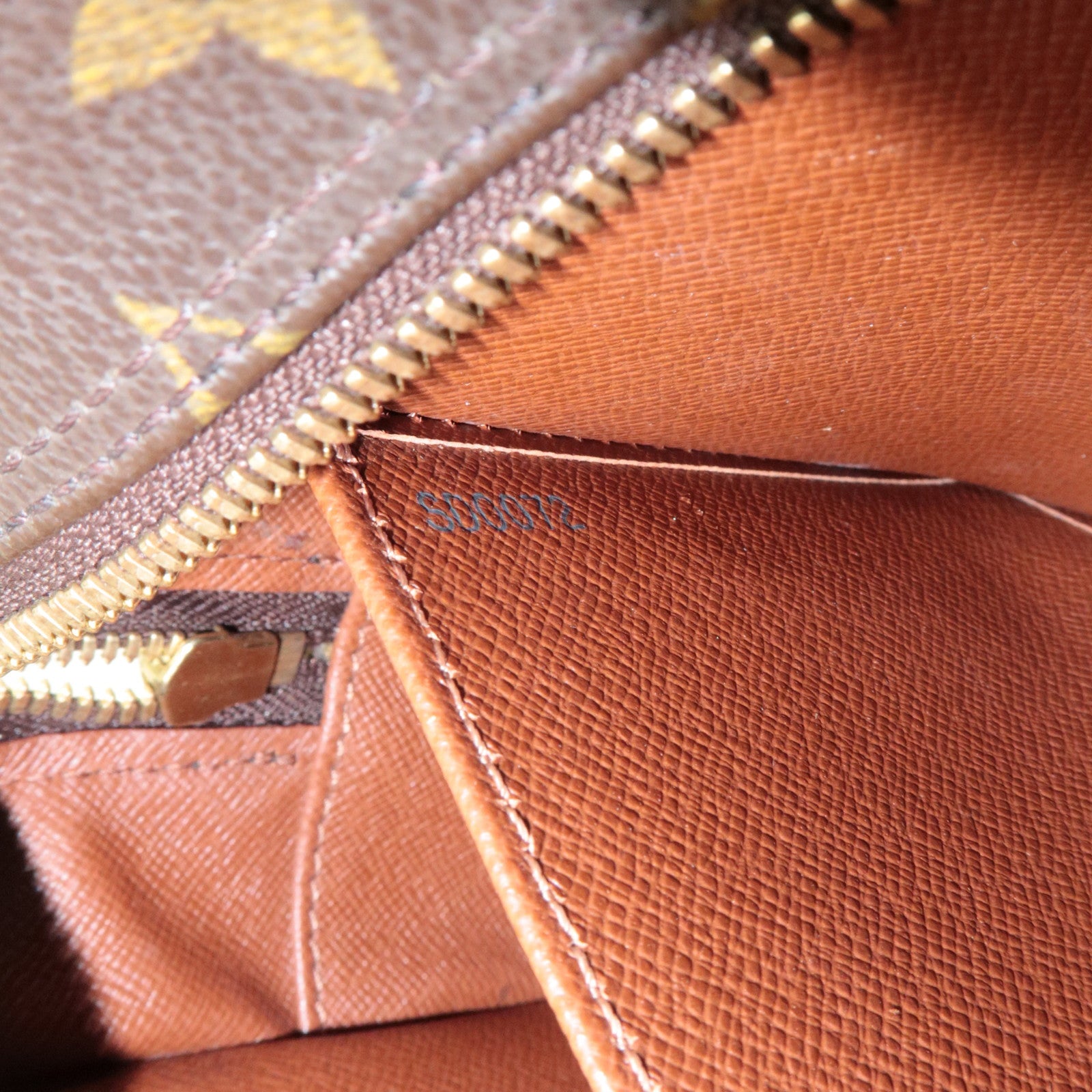 Louis Vuitton Monogram Cite MM Shoulder Bag Hand Bag M51182