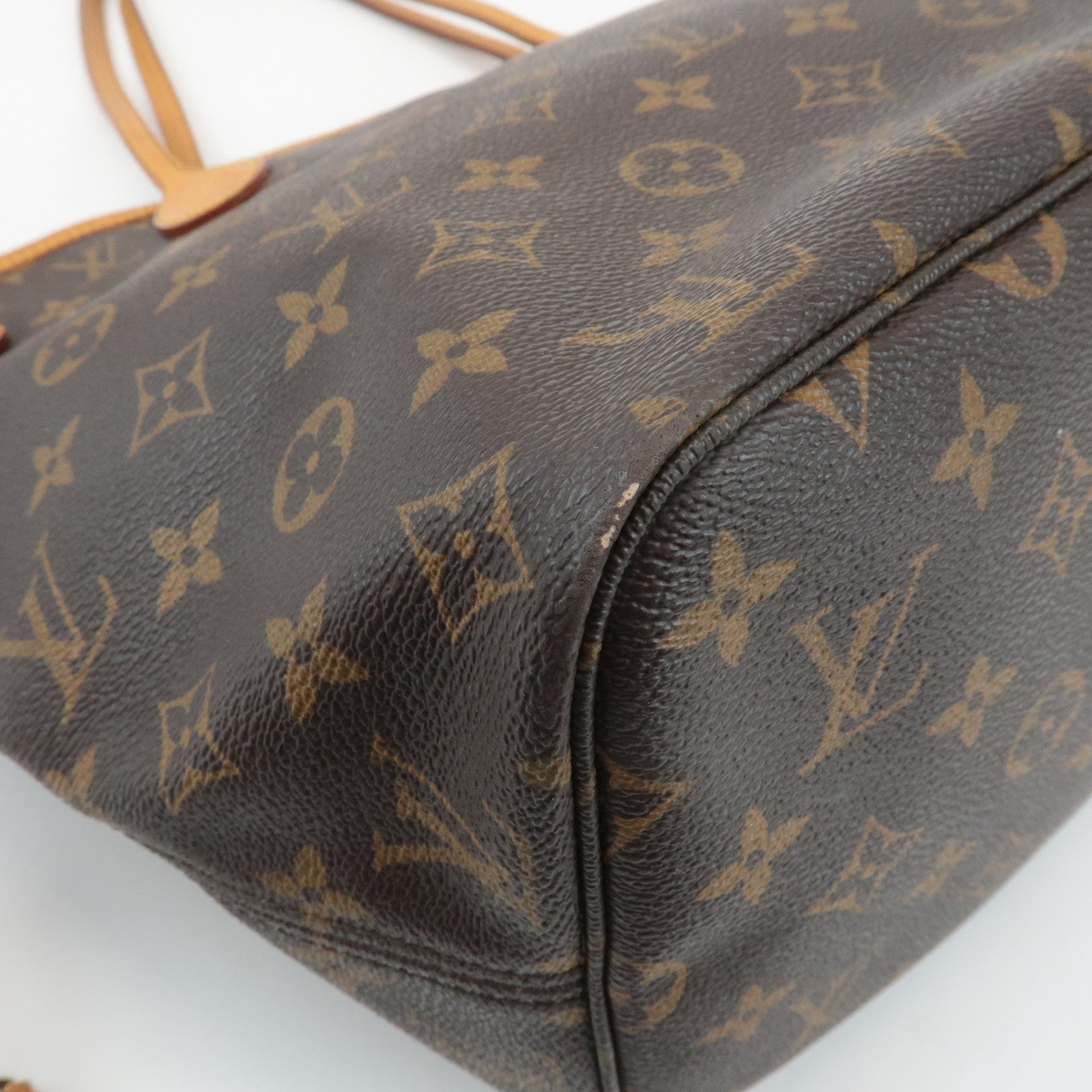 Louis Vuitton Monogram Neverfull MM Tote Bag Brown M40156