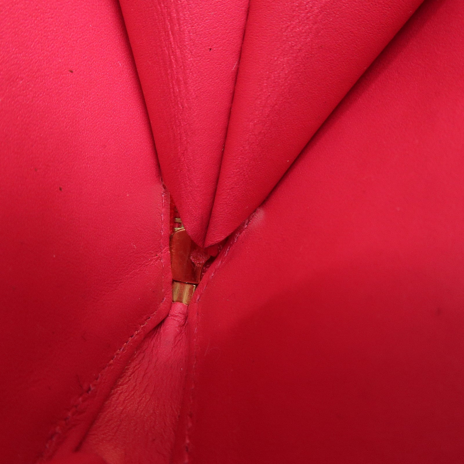 Louis Vuitton Monogram Vernis Porte Monnaie Coeur Coin Case M93657