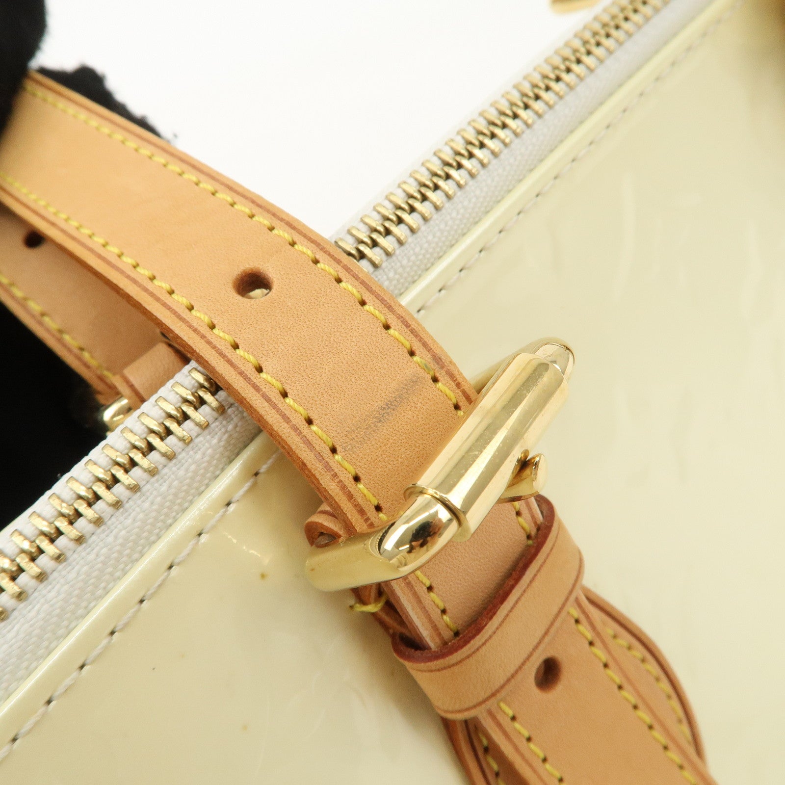 Louis Vuitton Monogram Vernis Rosewood Avenue Hand Bag Perle M93508 Used