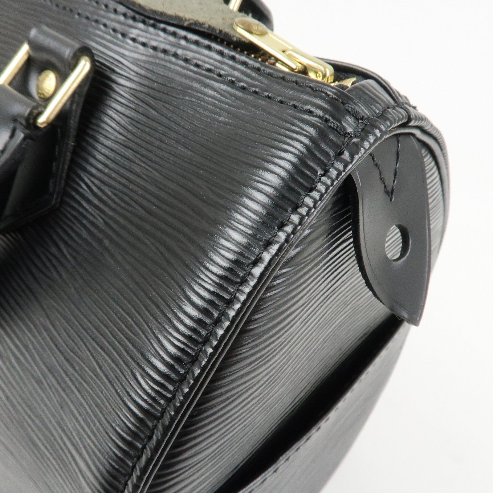 Louis Vuitton Epi Leather Speedy 25 Hand Bag Boston Bag Noir M59032